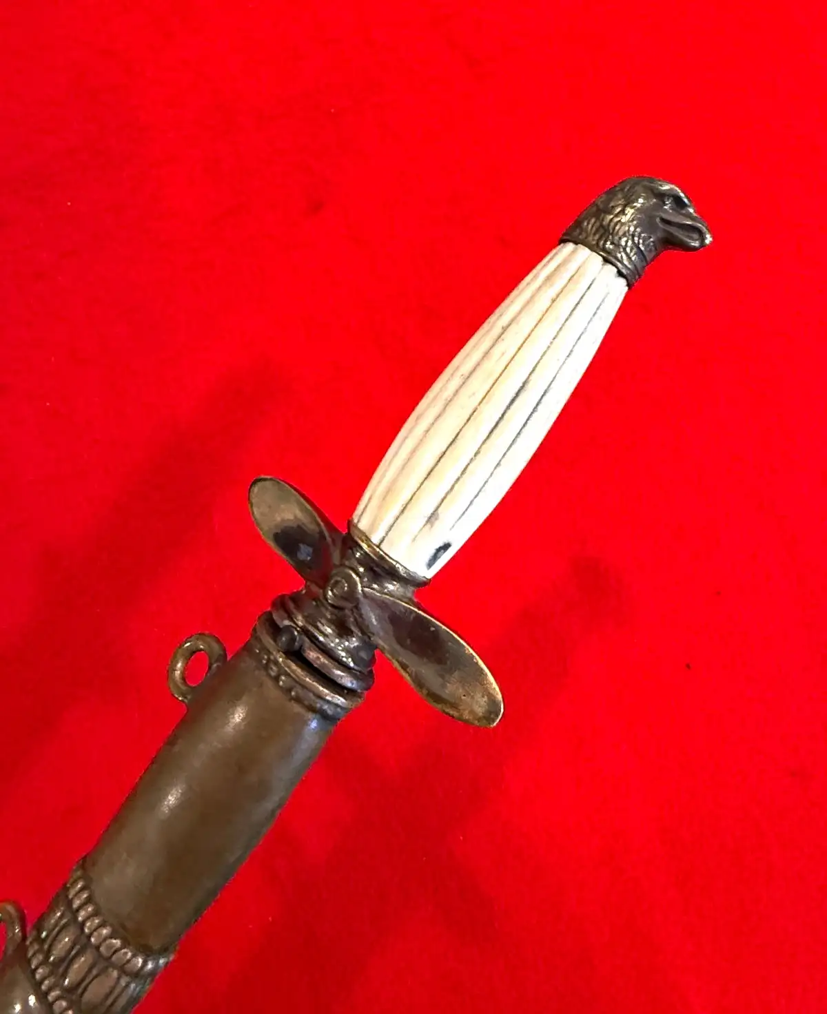 Hungarian M1932 Air Force Officer Dagger - View 10