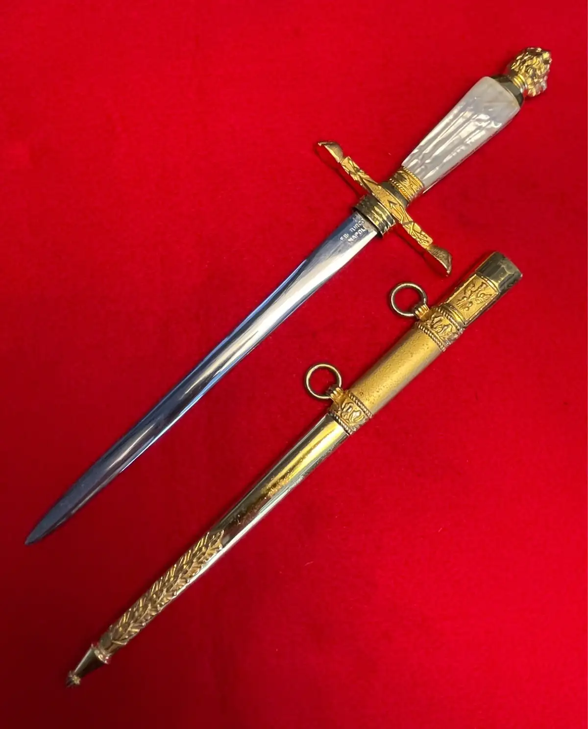 Italian Military Academy Cadet Dagger - View 3