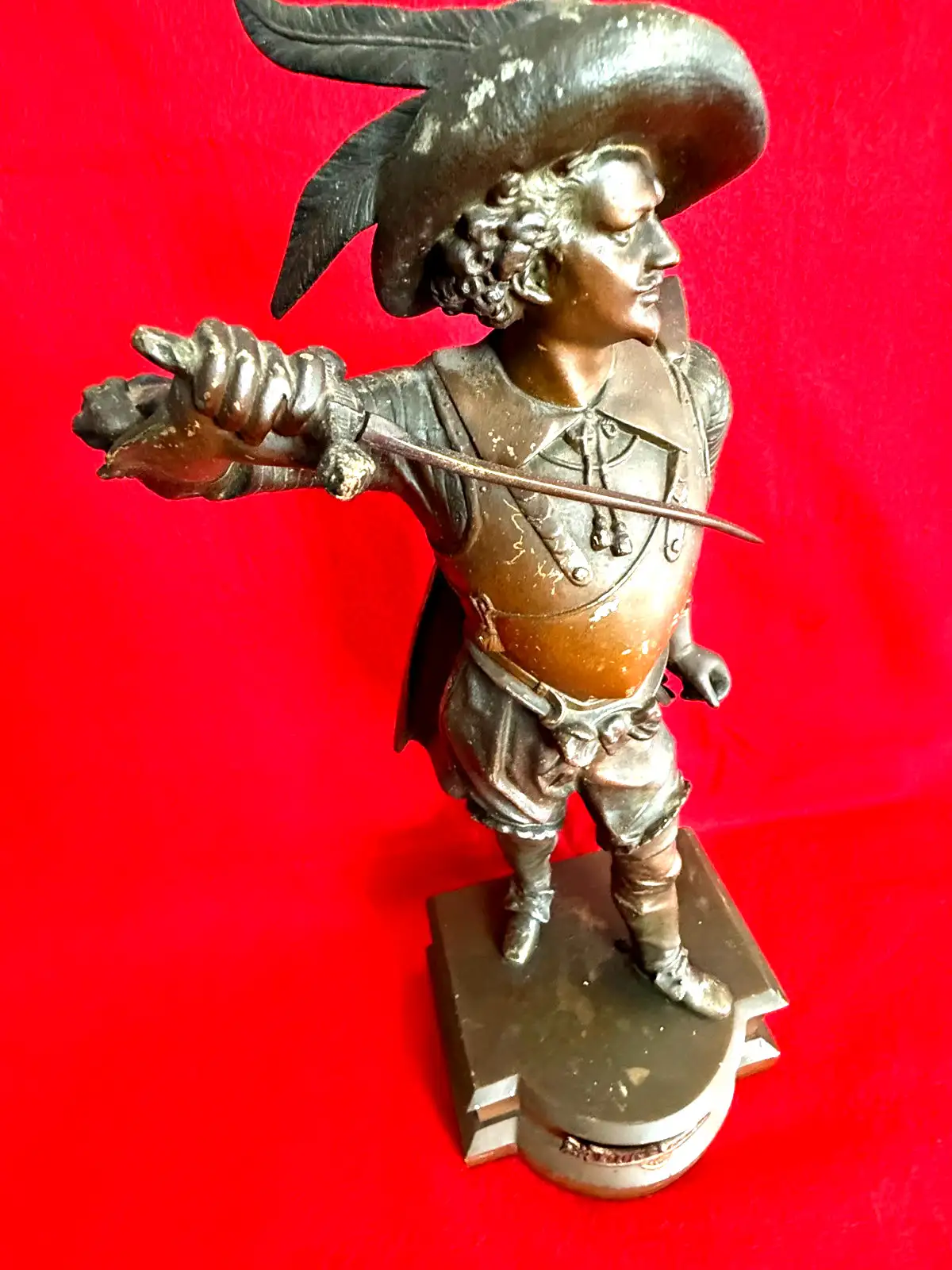 French Spelter Don Caesar Swordsman Statue - View 10