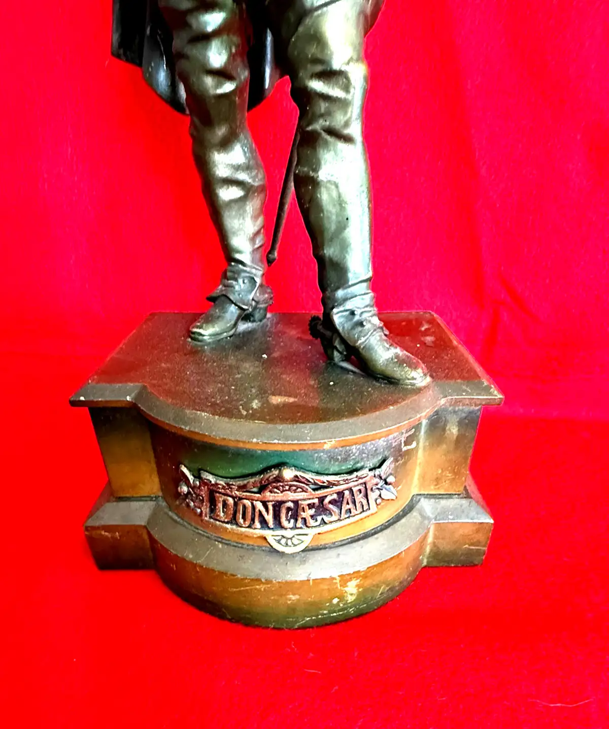 French Spelter Don Caesar Swordsman Statue - View 9