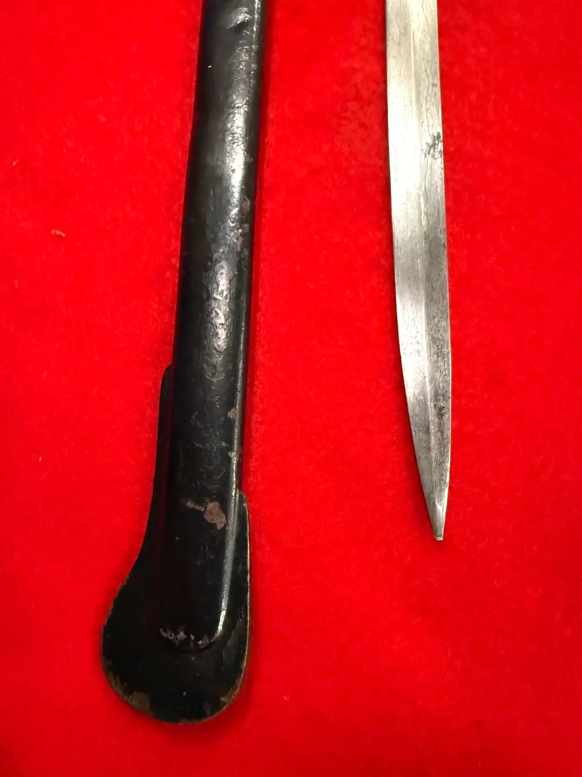 Imperial German WW1 Damascus Officer's Sword - View 6