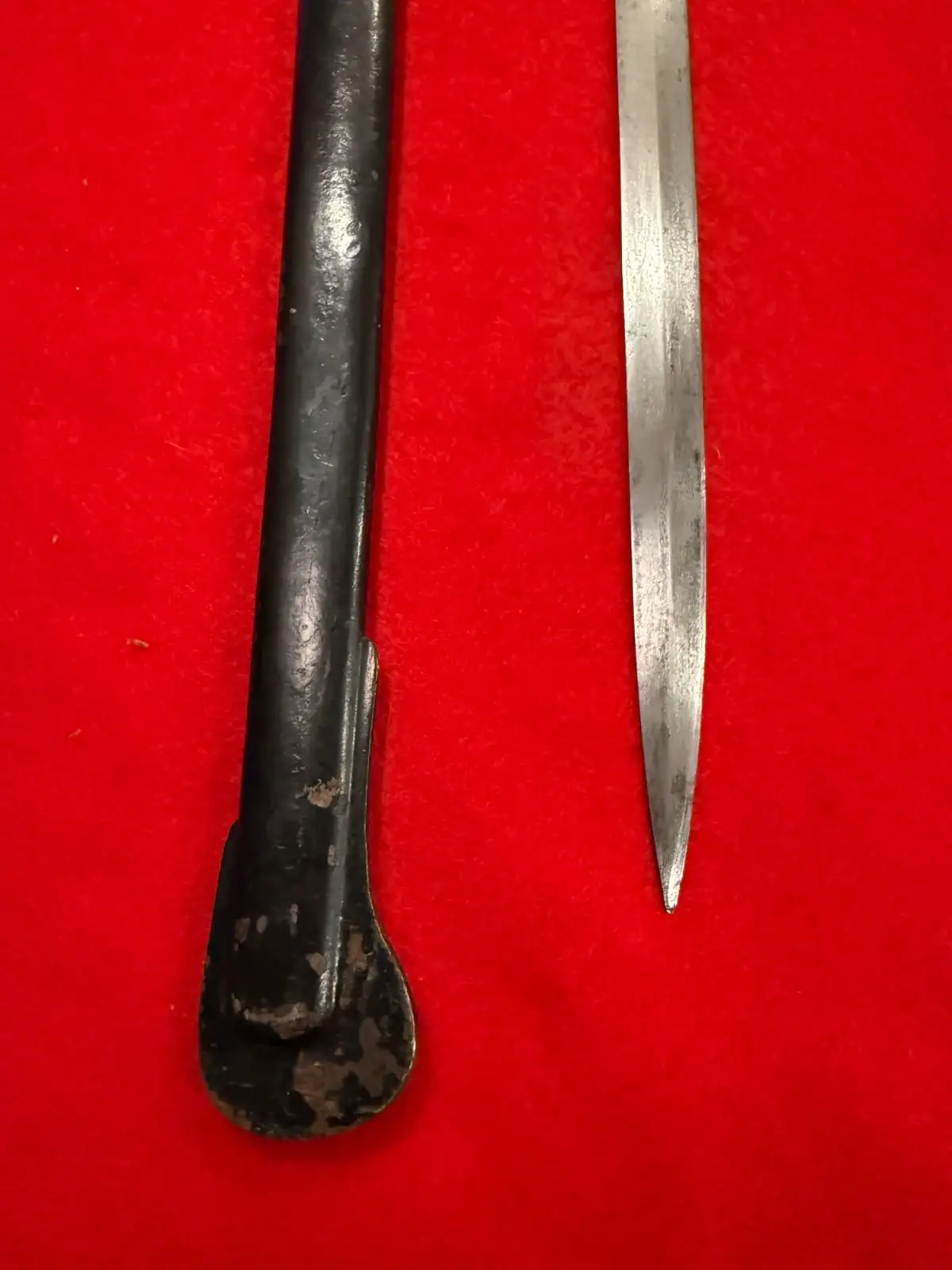 Imperial German WW1 Damascus Officer's Sword - View 7