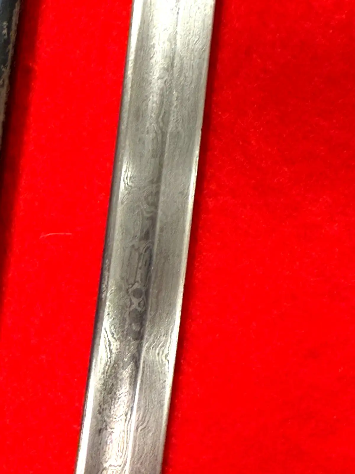 Imperial German WW1 Damascus Officer's Sword - View 8