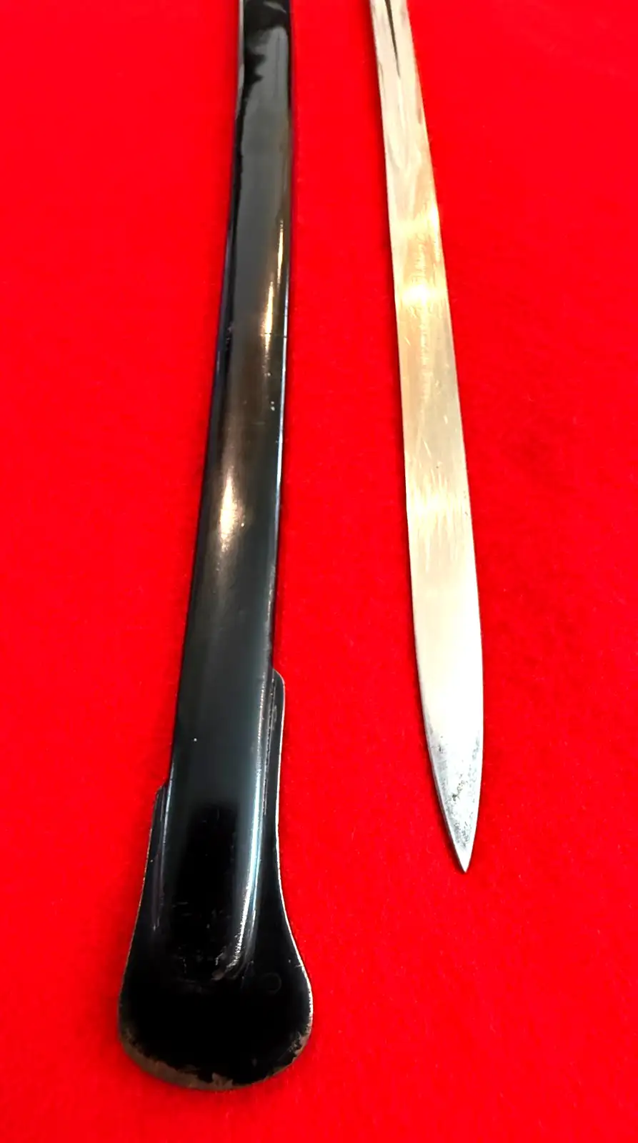 German WKC Solingen Lion Head Officer Sword - View 10