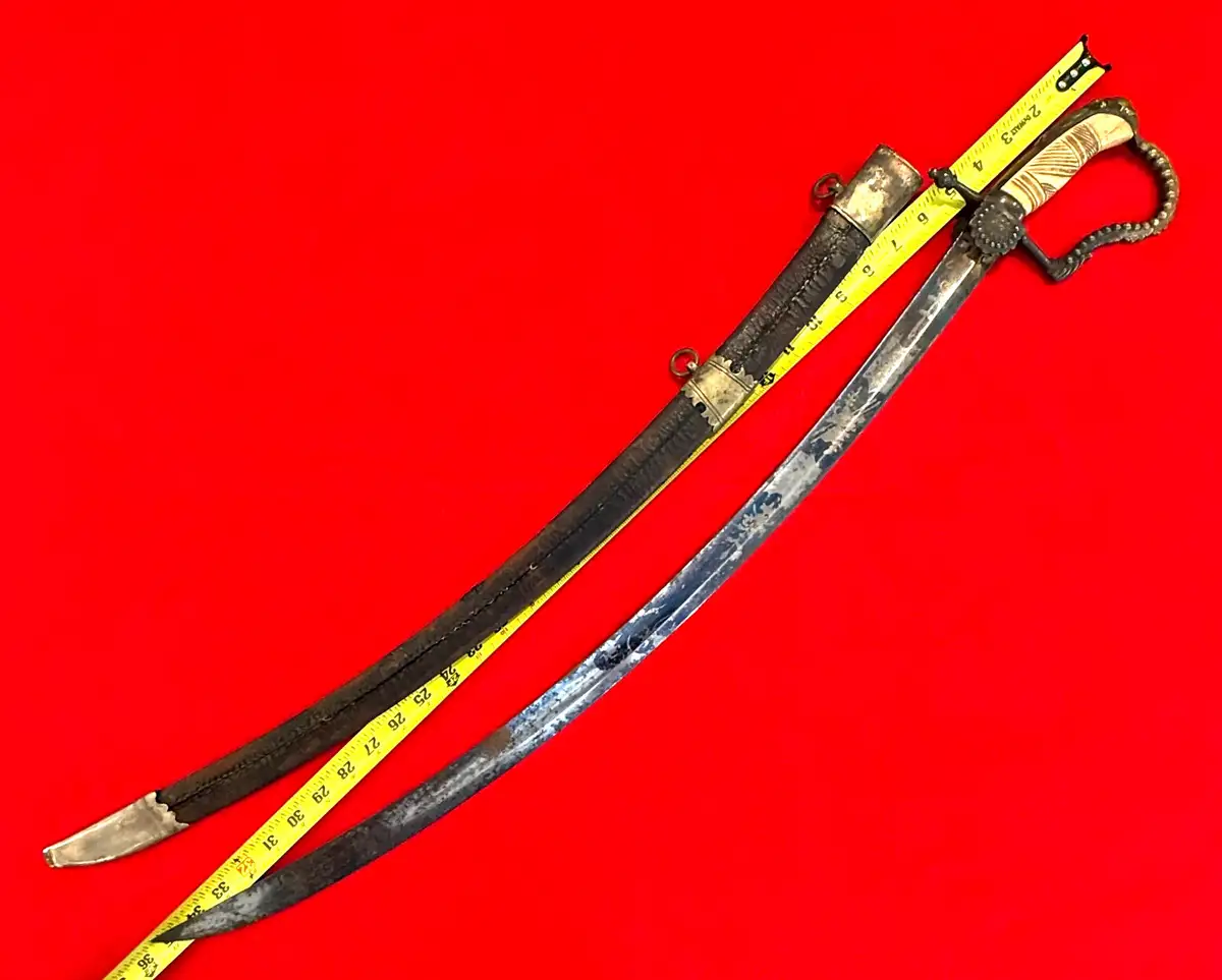US 1830s Blued and Gilt Militia Officer Sword - View 4