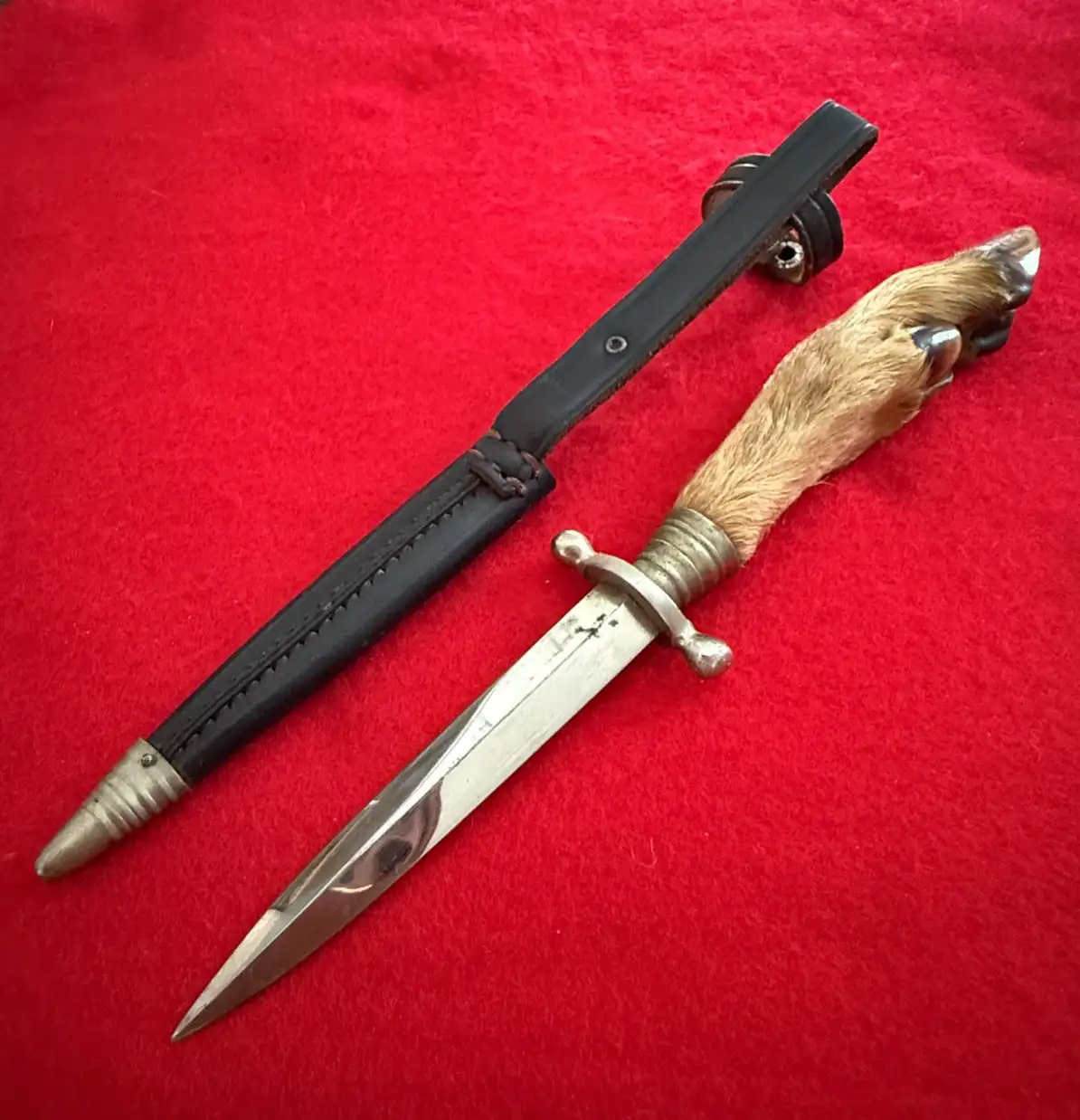 Original German Deer Hoof Hunting Knife - View 3