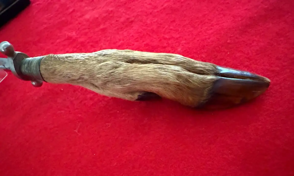 Original German Deer Hoof Hunting Knife - View 6