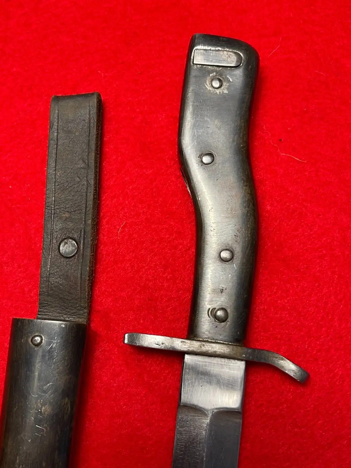Original German WW1 Ersatz Model 1915 Bayonet - View 9