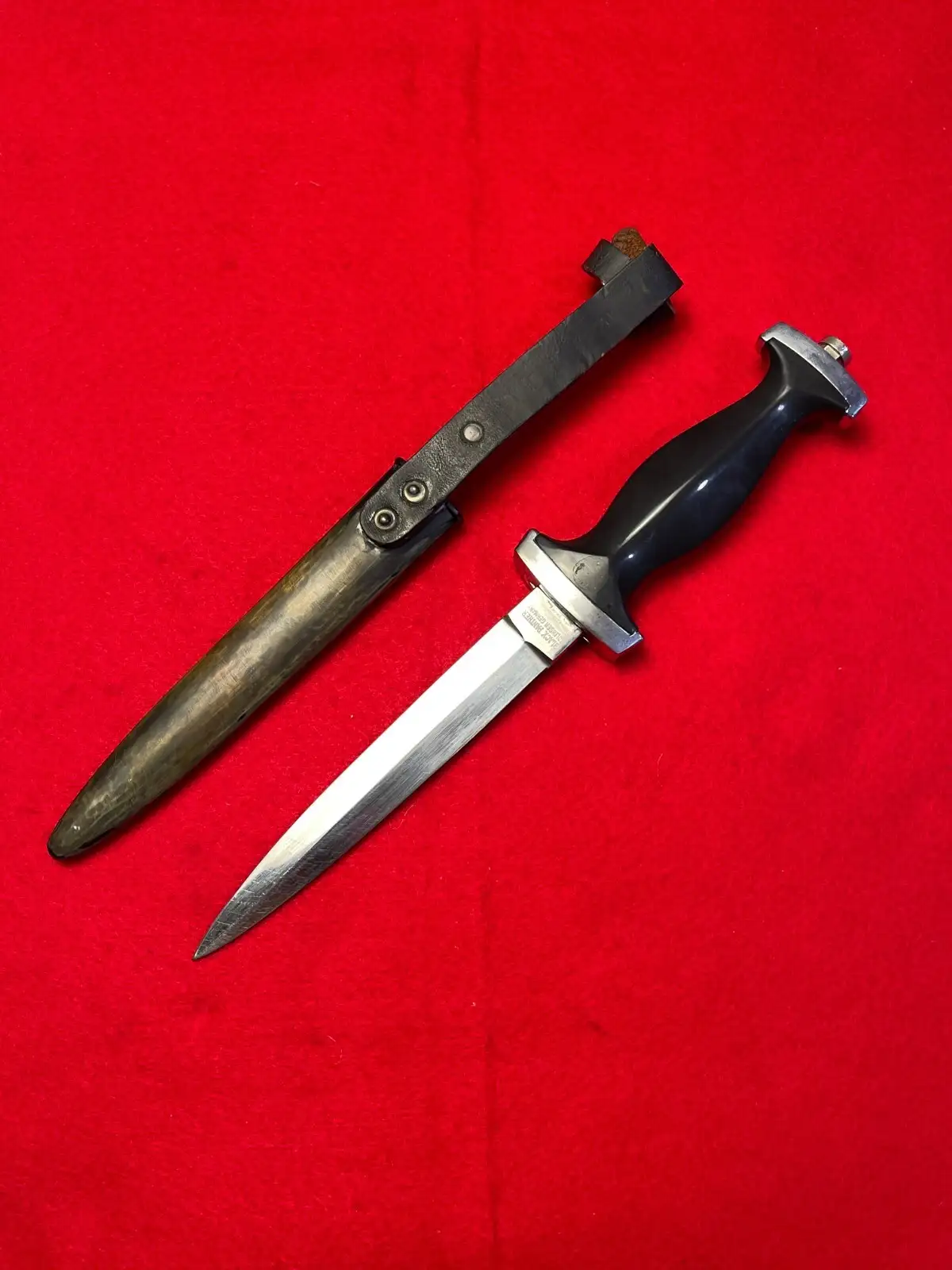 Original German Post-WW2 Boot Fighting Knife - View 4