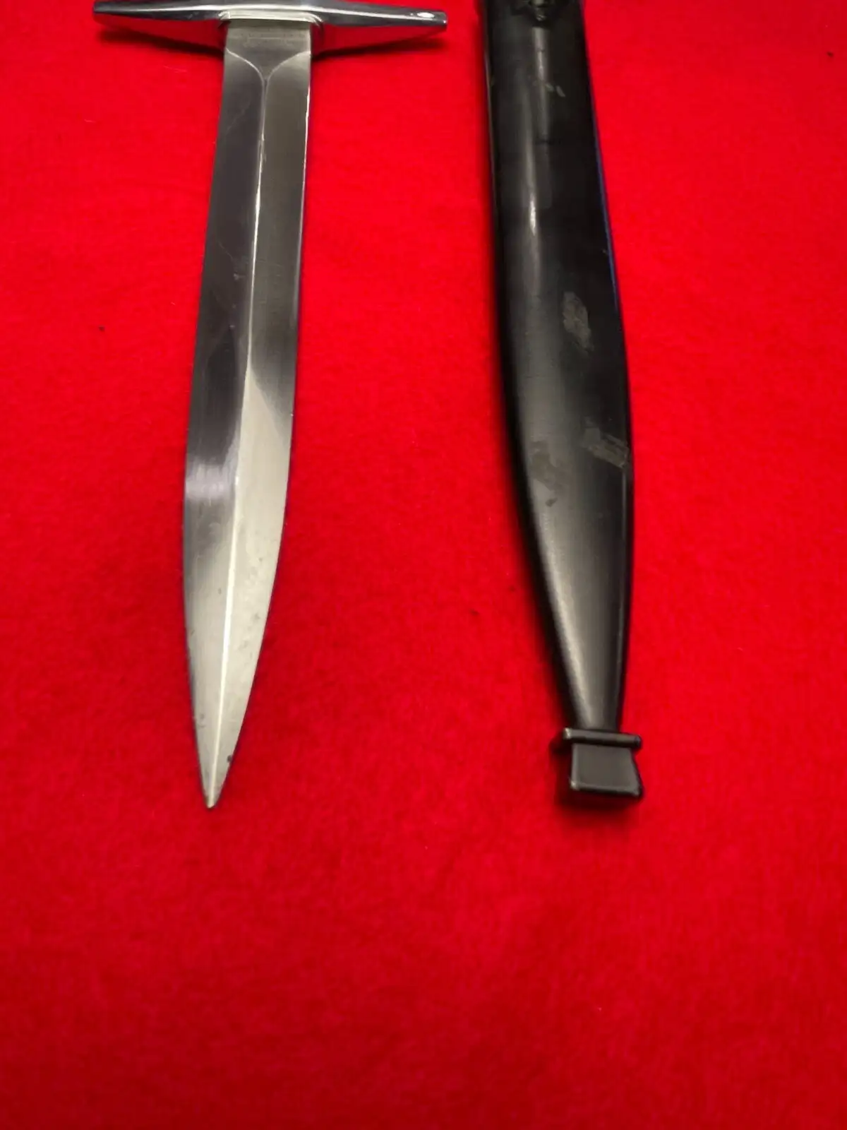 Original Swiss WW2 M1943 Officer Dress Dagger - View 5