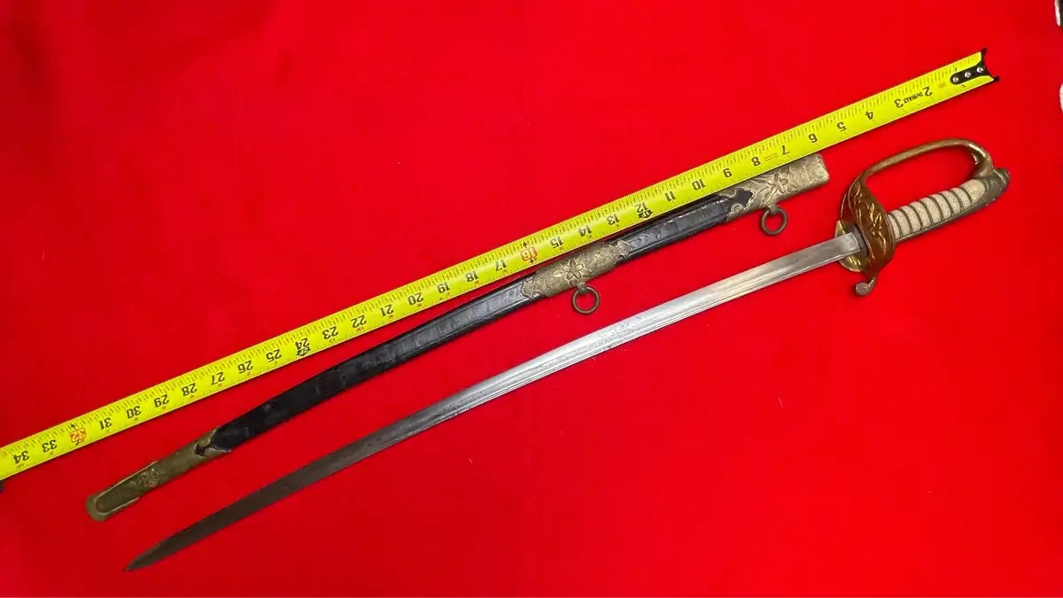 Original Japanese M1914 Naval Officer Sword alternate view
