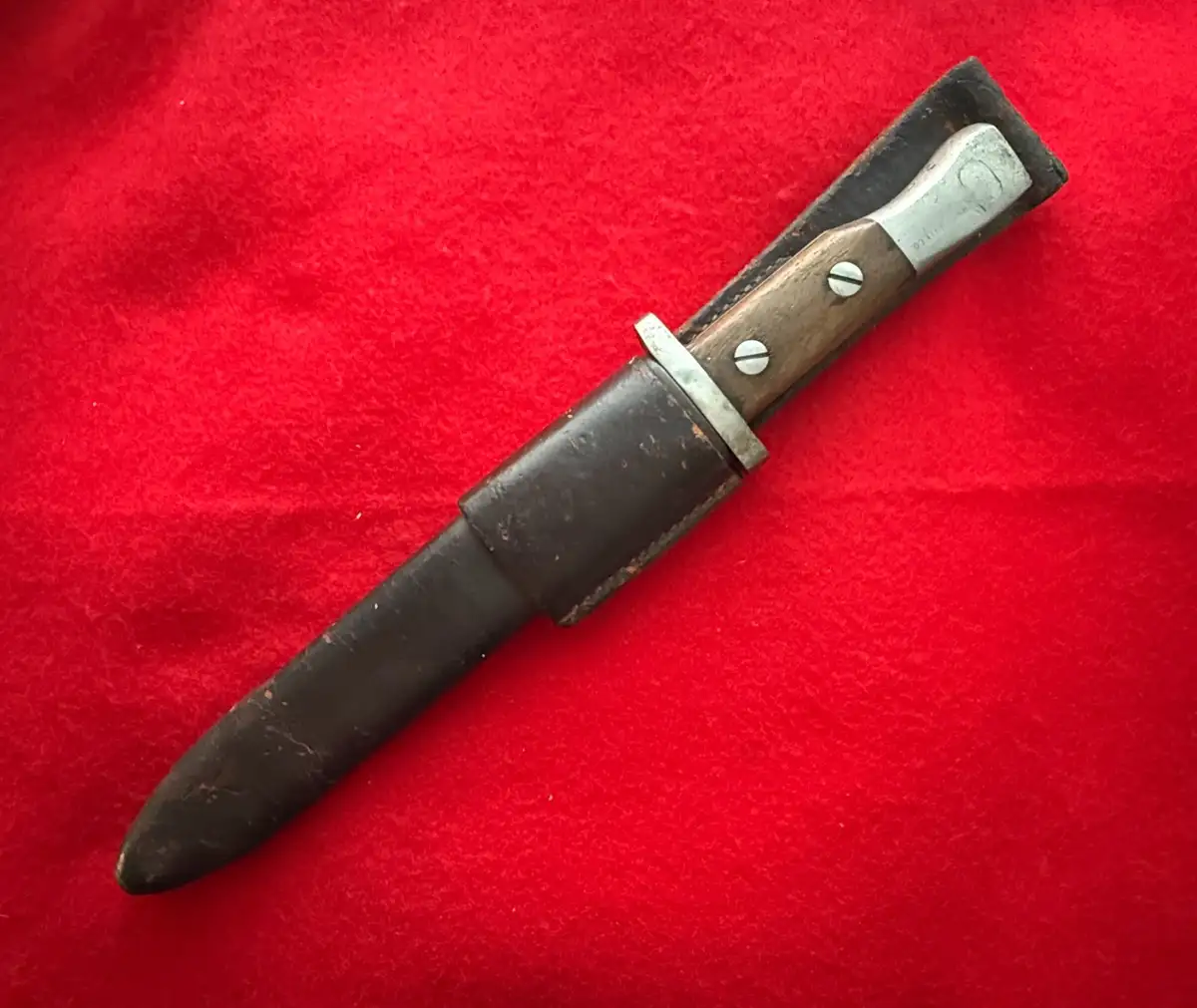 Canadian Ross M1910 Modified Fighting Knife - View 3