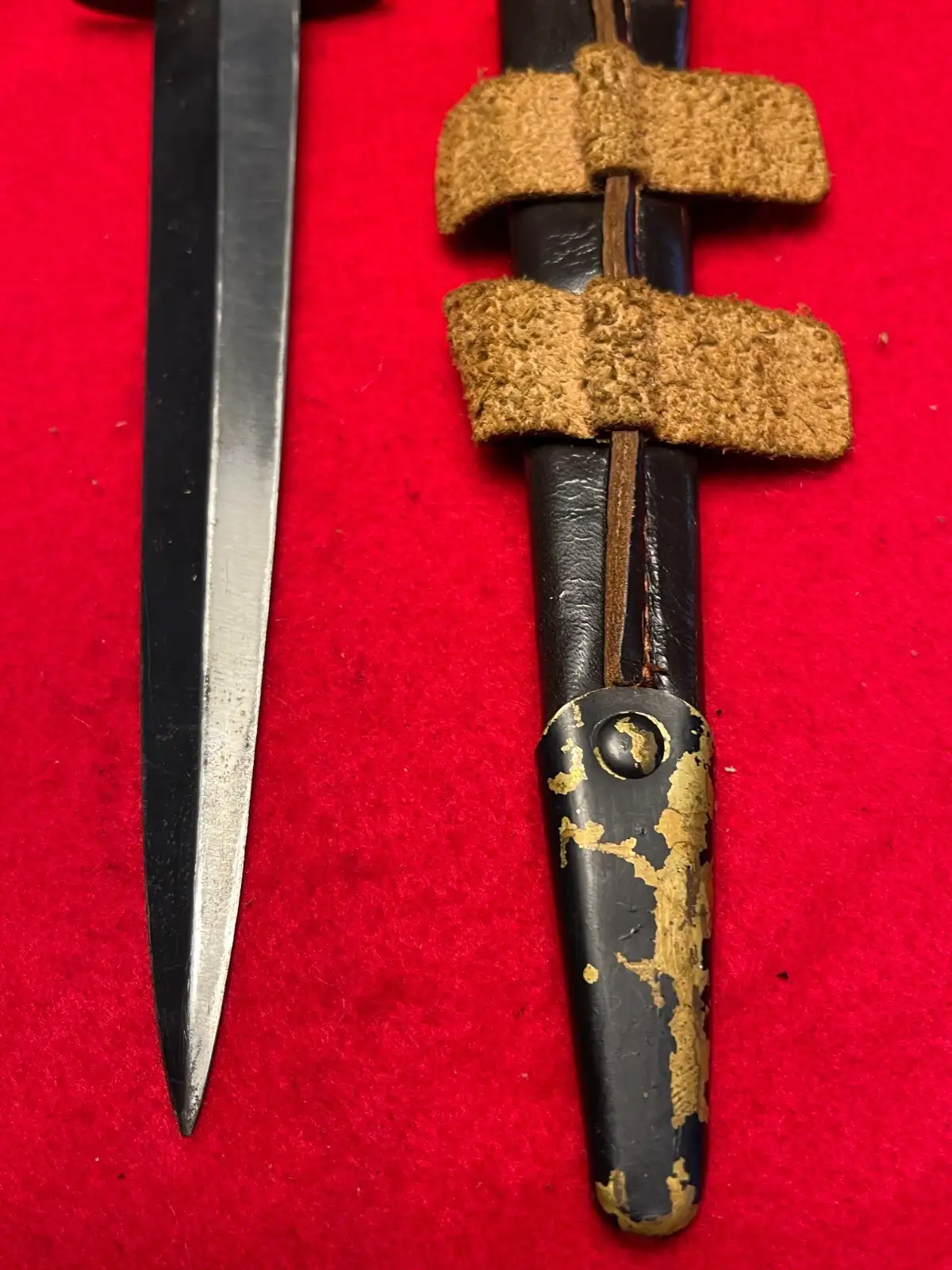 British Fairbairn-Sykes Commando Dagger - View 4