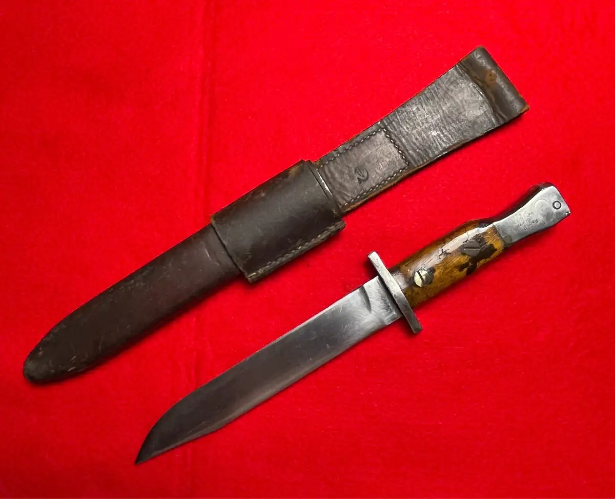 Canadian Ross M1910 WW2 Fighting Knife alternate view