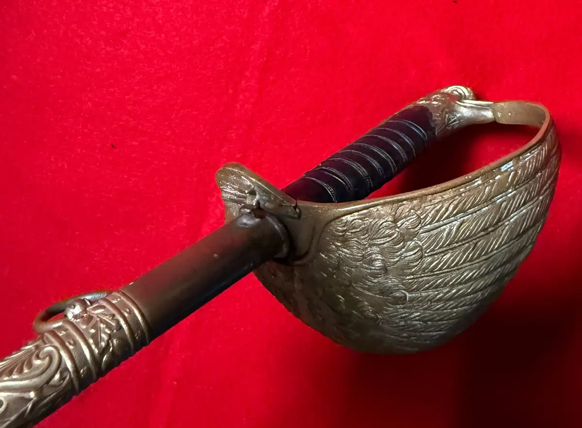 Italian WW2 Air Force Officer M1923 Sword - View 16
