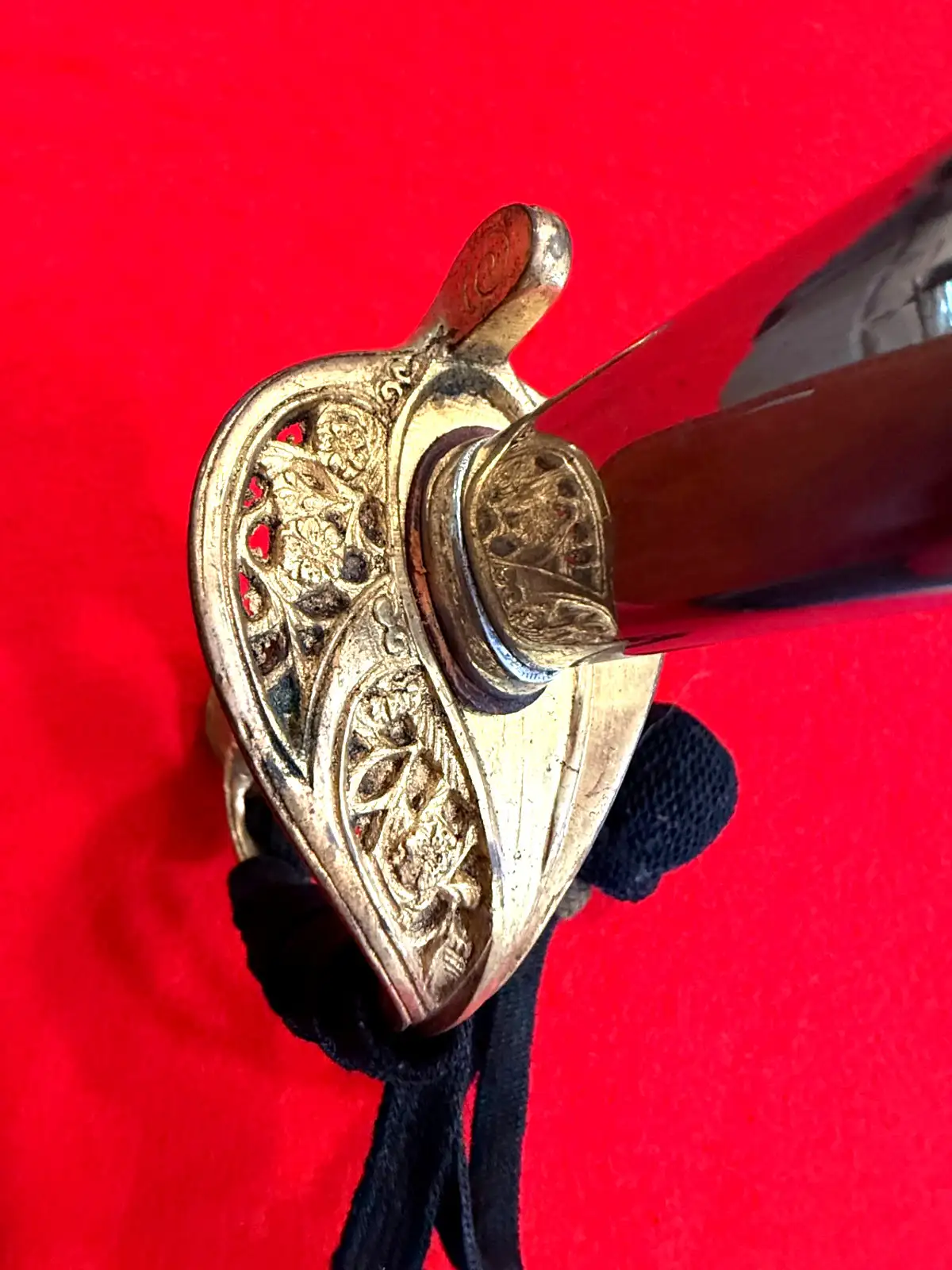 Japanese WW2 Army Officer Parade Sword - View 10