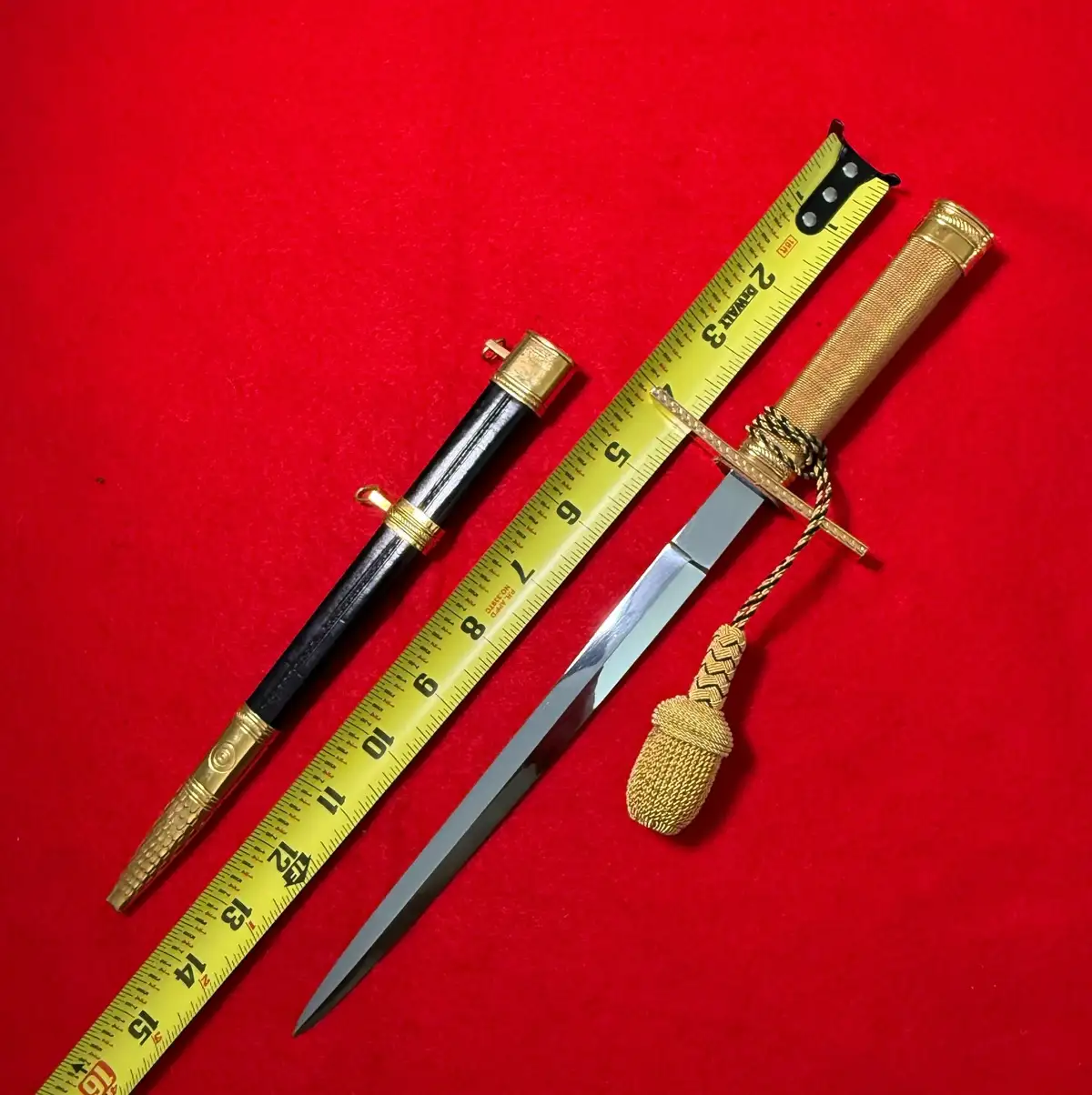 Swedish Mid-20th Century Air Force Officer Dagger - View 3