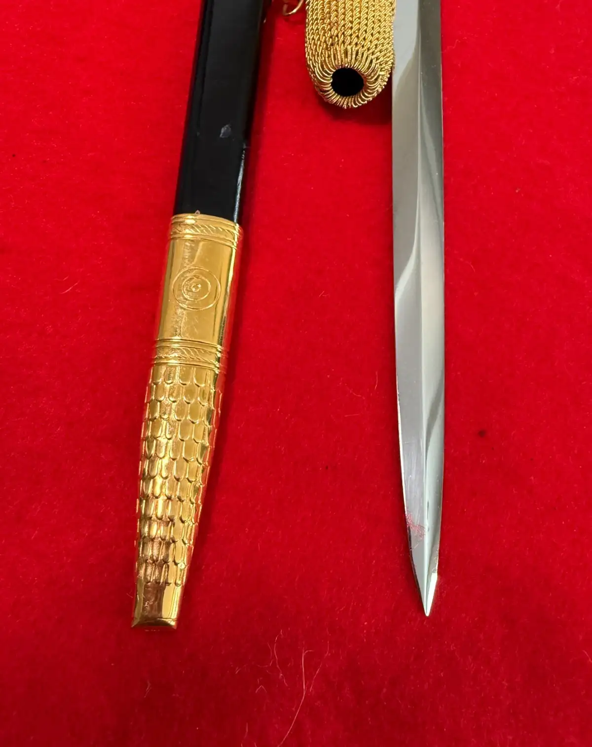 Swedish Mid-20th Century Air Force Officer Dagger - View 4