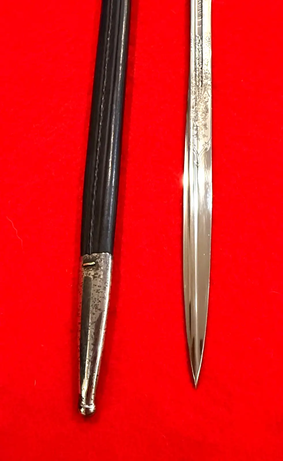 German WWI M1898 Bayonet with Engraved Blade - View 4