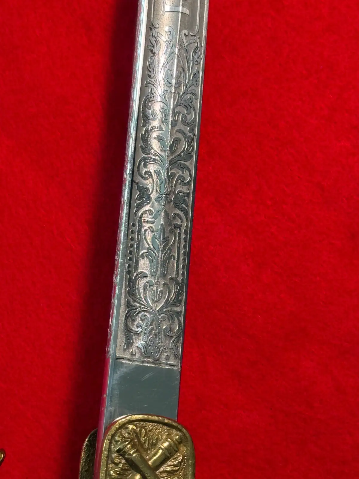 German Imperial Lion Head Sword by Holler - View 10