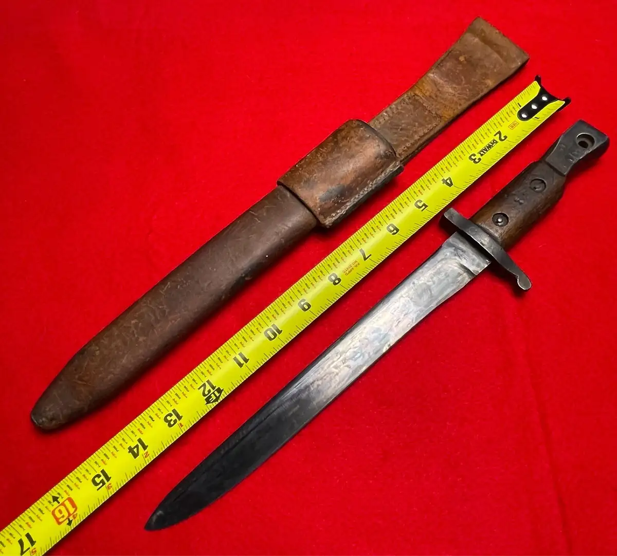 Canadian WWI Ross Model 1905 Bayonet - View 3