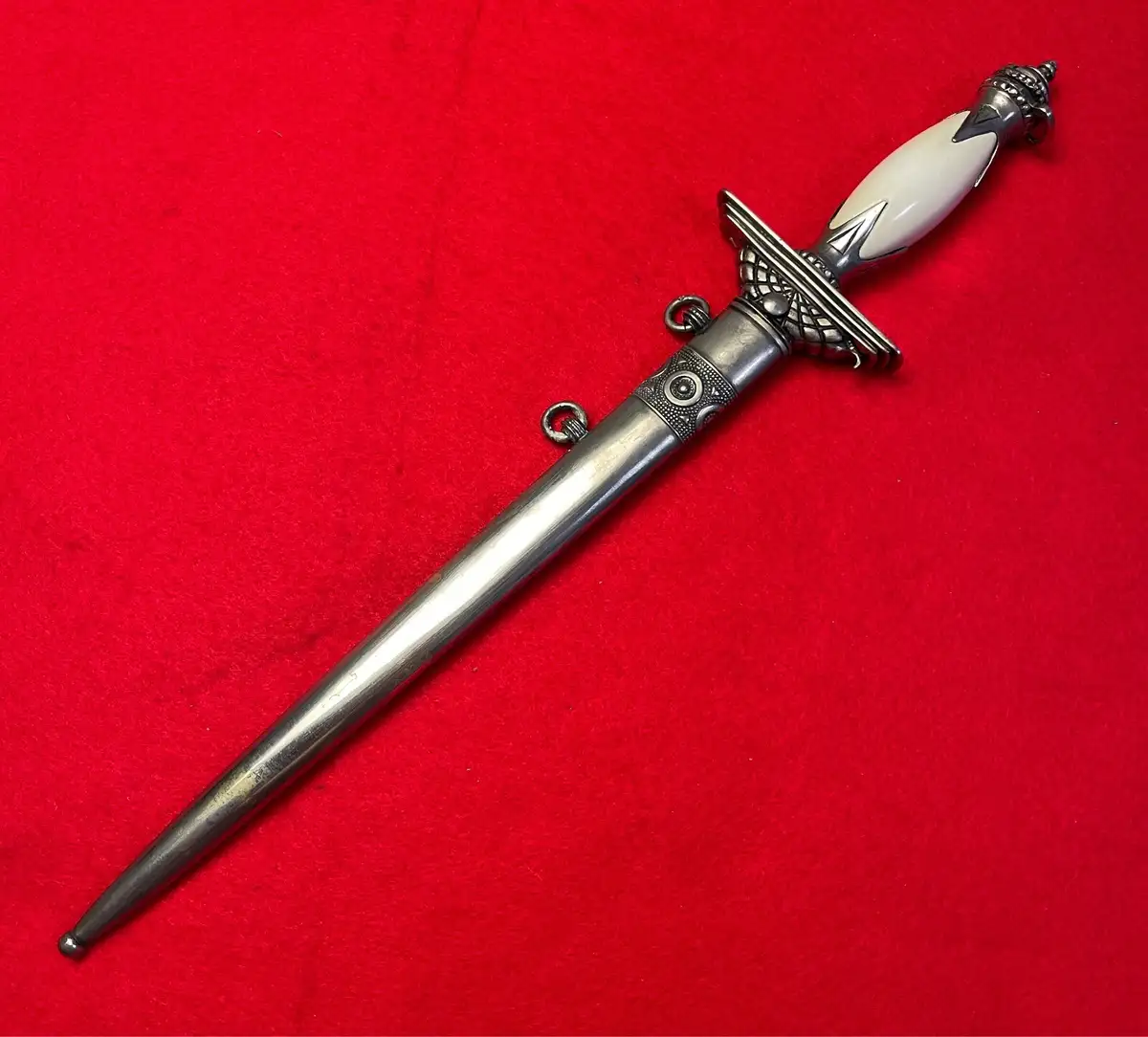 Austrian M1935 Air Defense Dagger alternate view