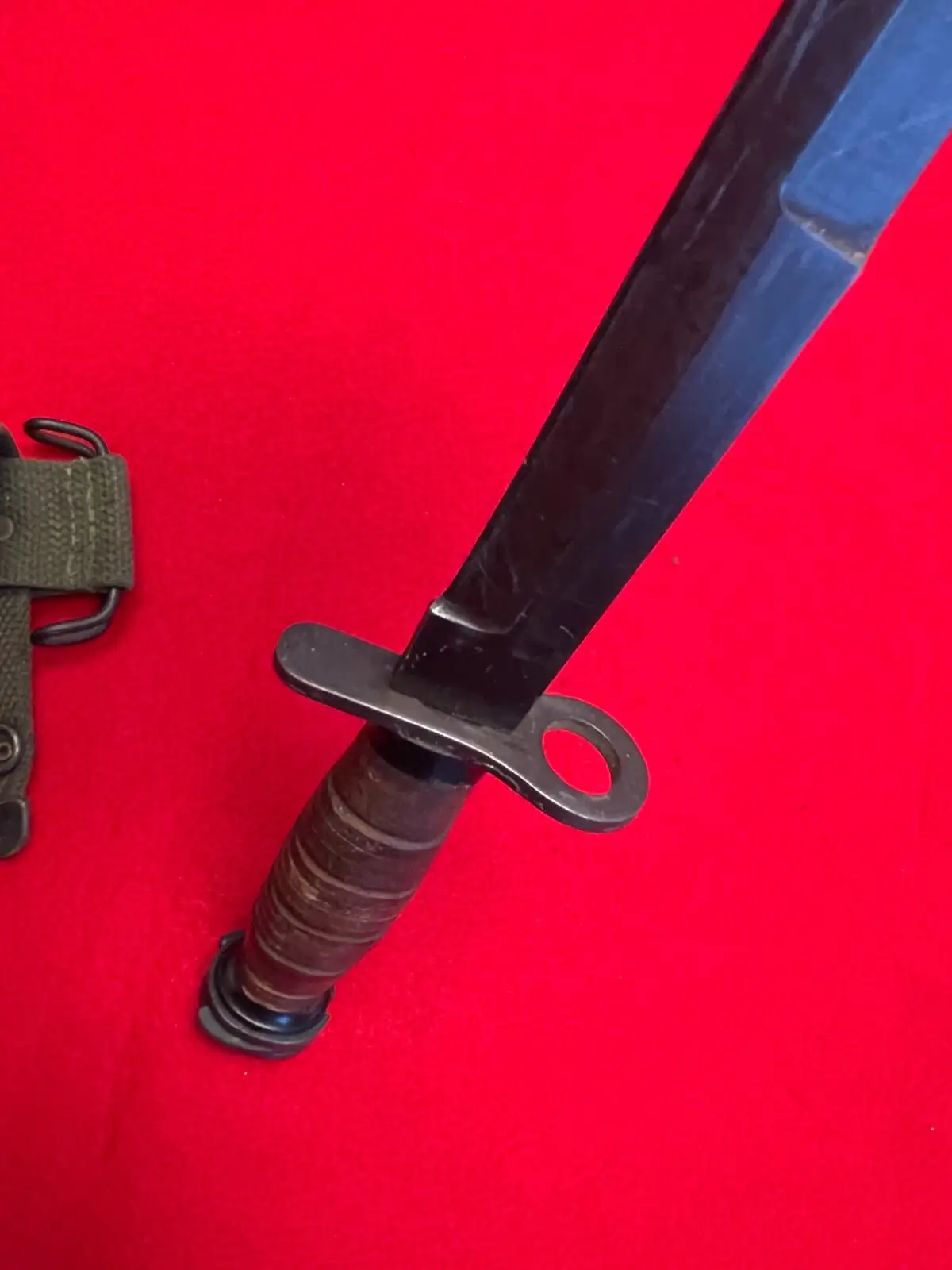 US Post-WWII Bayonet Knife with USM8 Scabbard - View 10