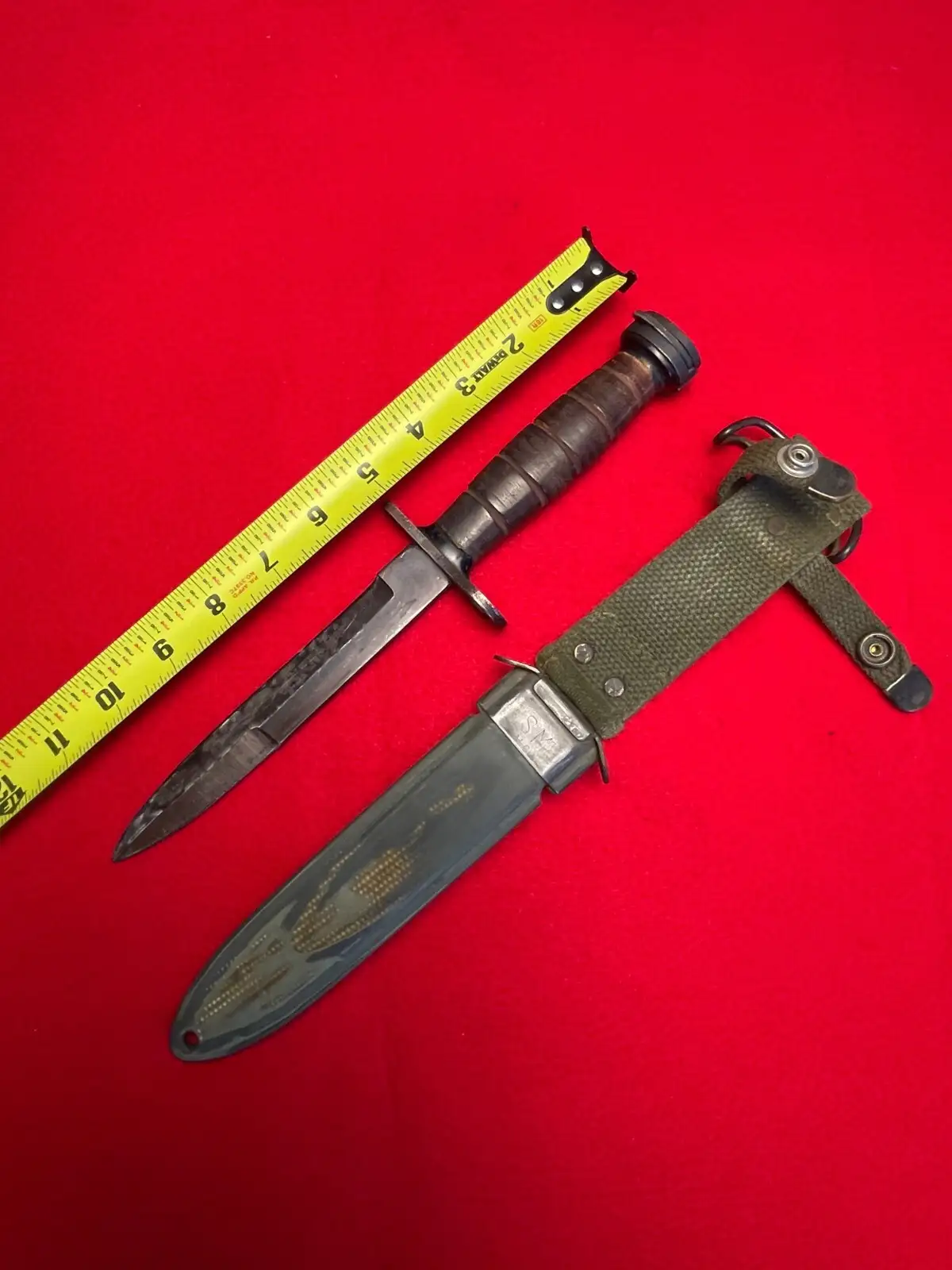US Post-WWII Bayonet Knife with USM8 Scabbard alternate view
