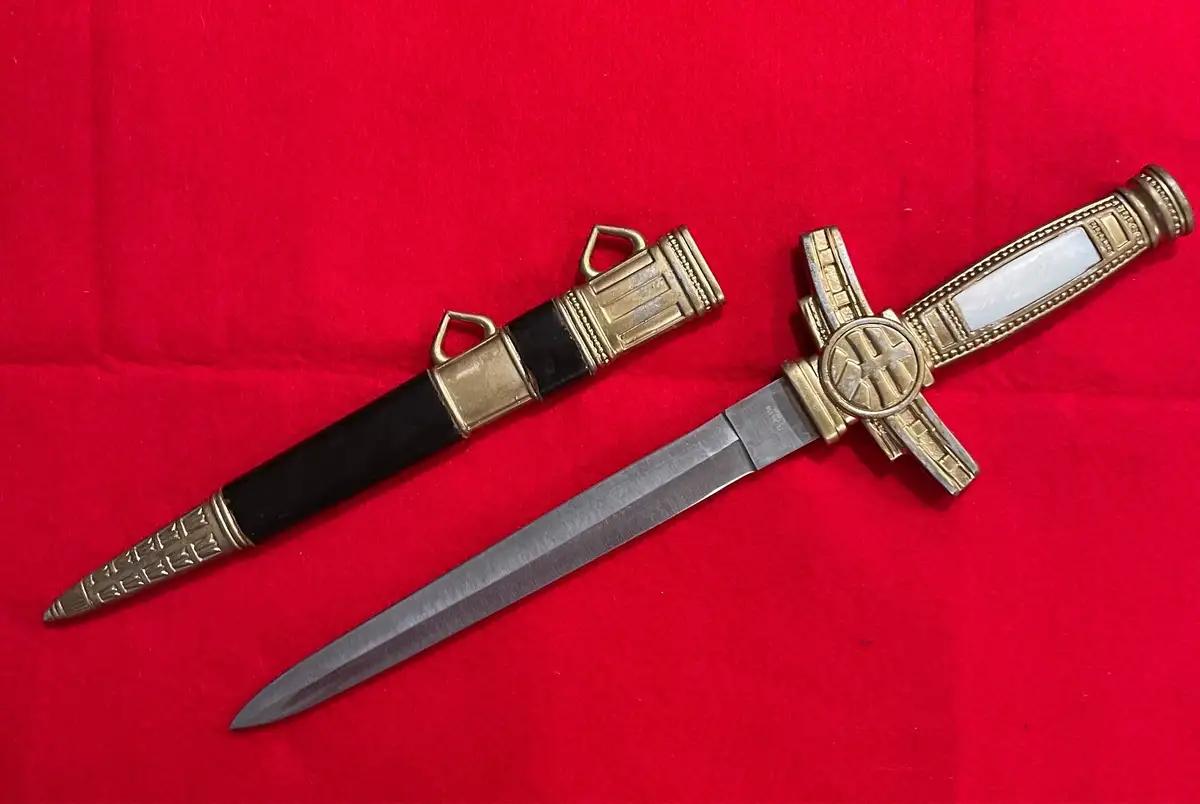 Slovak WWII Model 1939 Pilot Dagger Replica - View 3