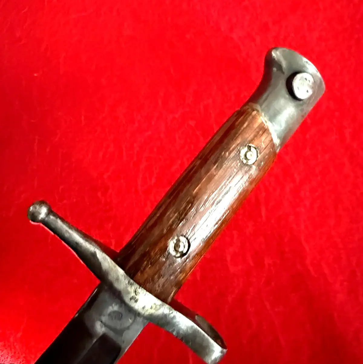 Italian WWII M1891 Carcano Bayonet with Frog - View 11