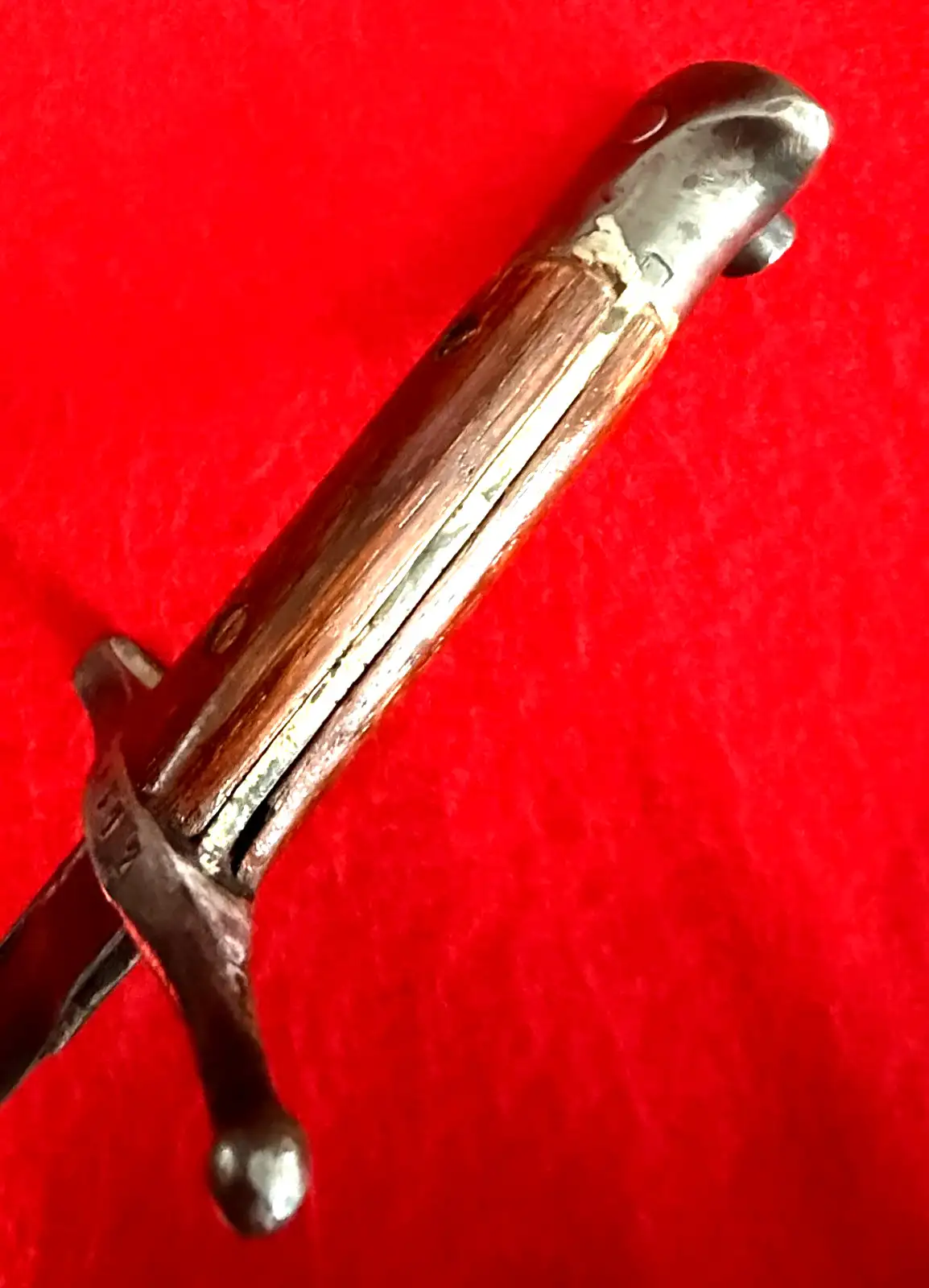 Italian WWII M1891 Carcano Bayonet with Frog - View 12