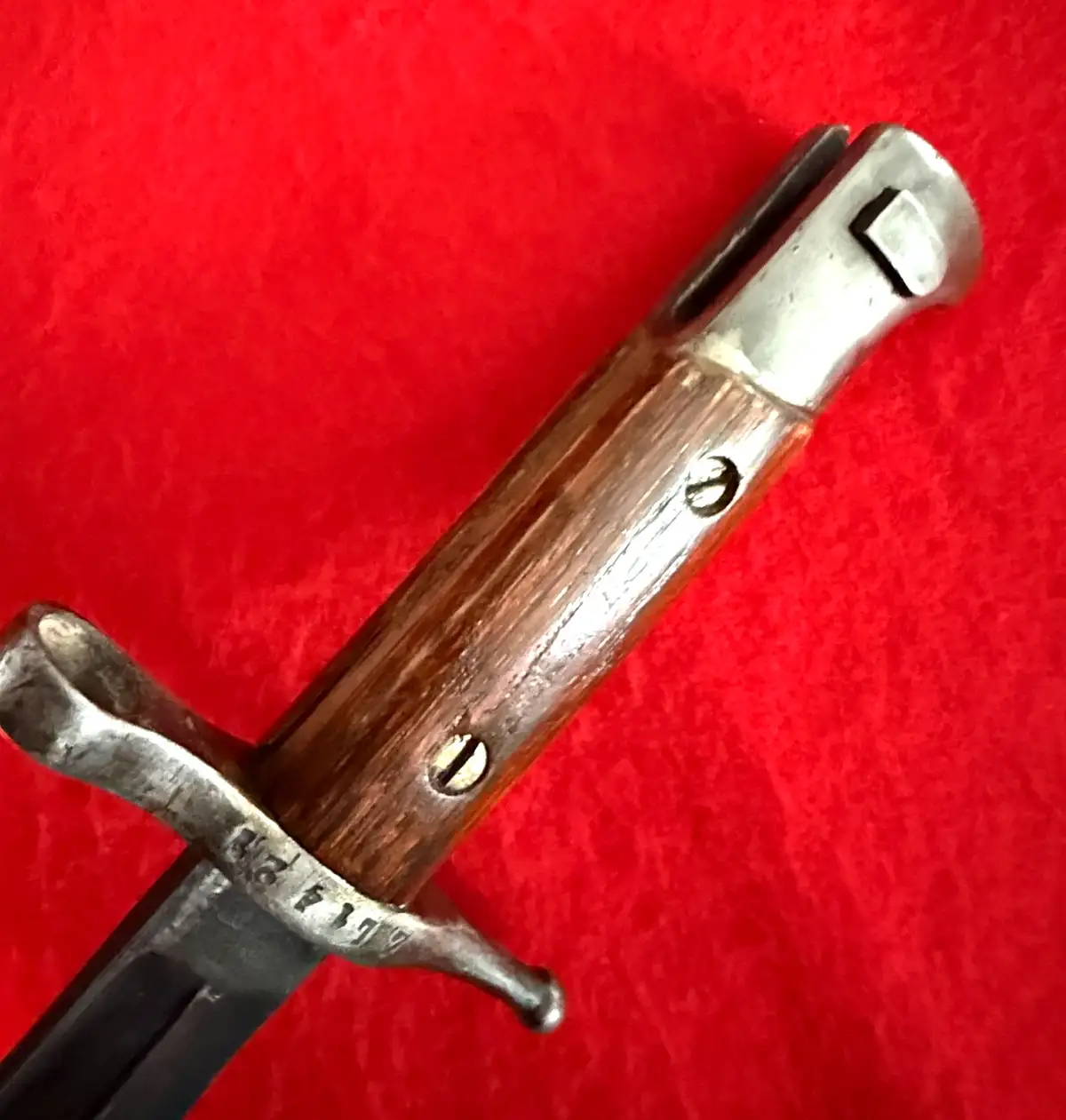 Italian WWII M1891 Carcano Bayonet with Frog - View 13