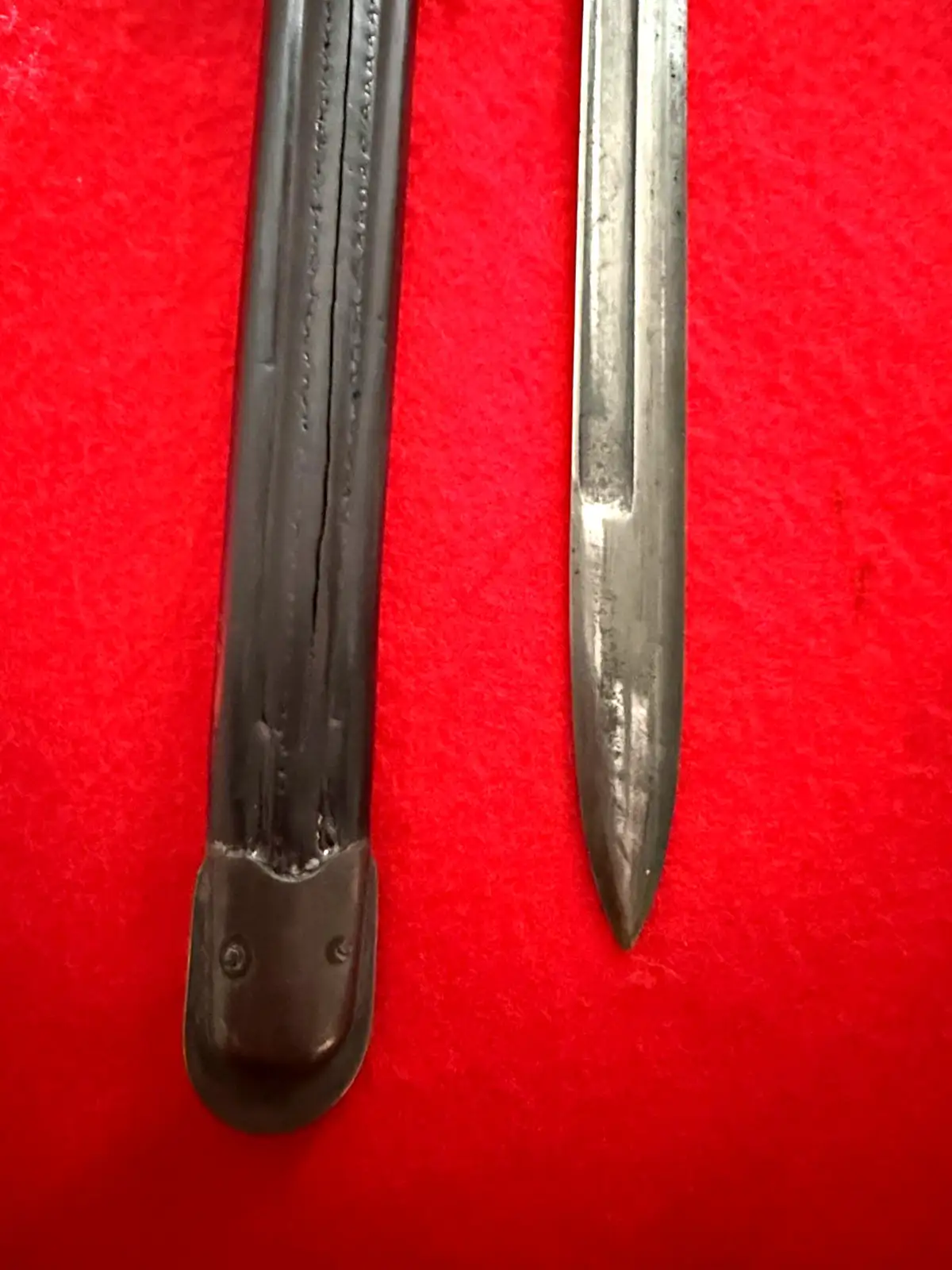 Italian WWII M1891 Carcano Bayonet with Frog - View 4