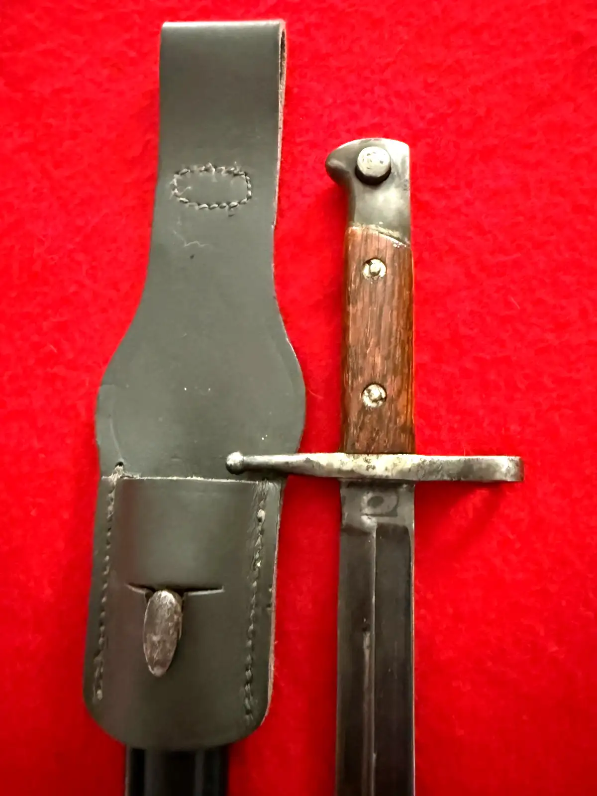 Italian WWII M1891 Carcano Bayonet with Frog - View 6
