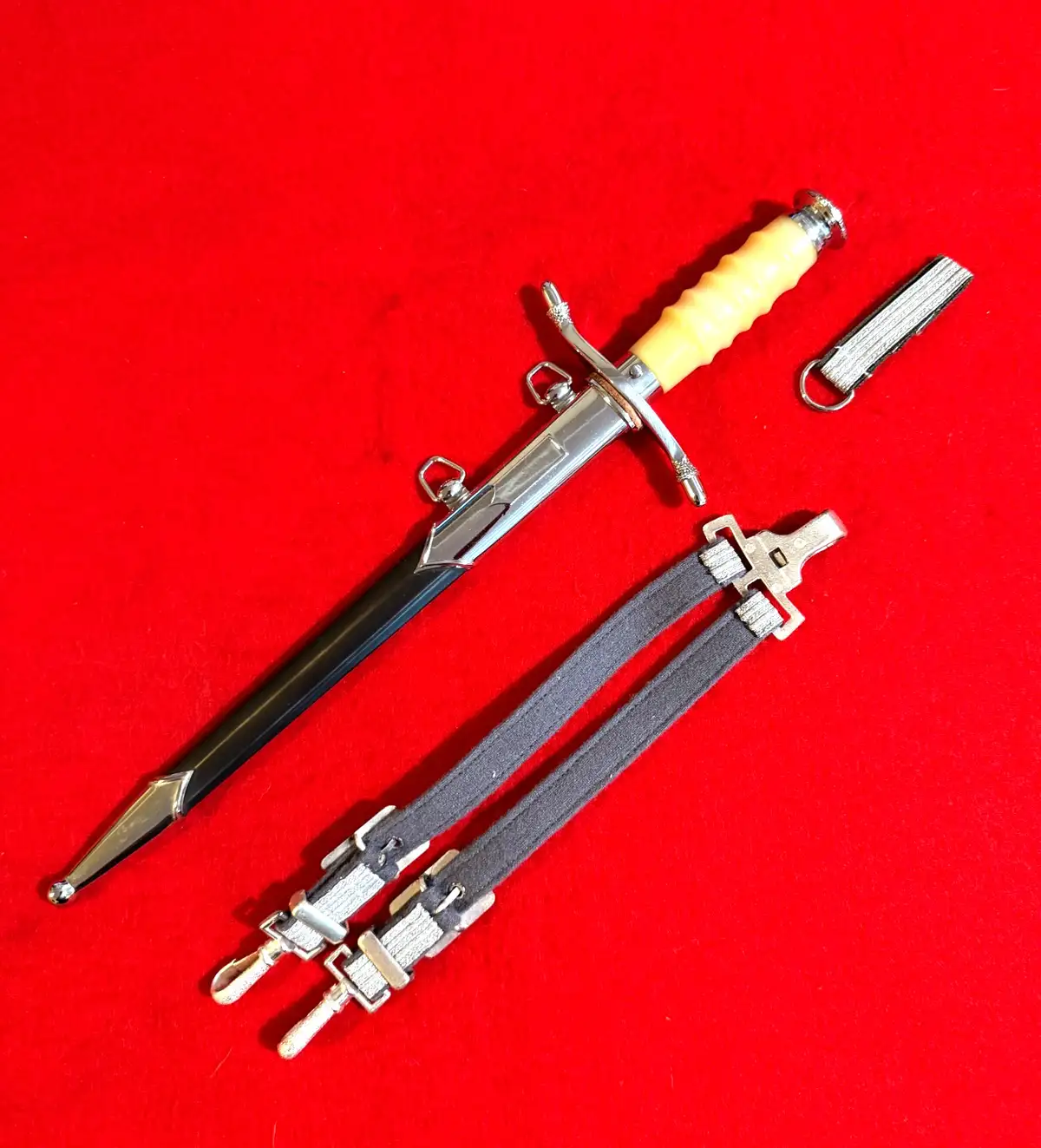 East German Cold War NVA Officer Dagger alternate view