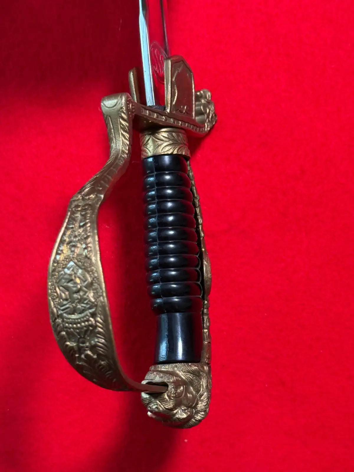 Bulgarian WWII Officer Sword by Eickhorn - View 16