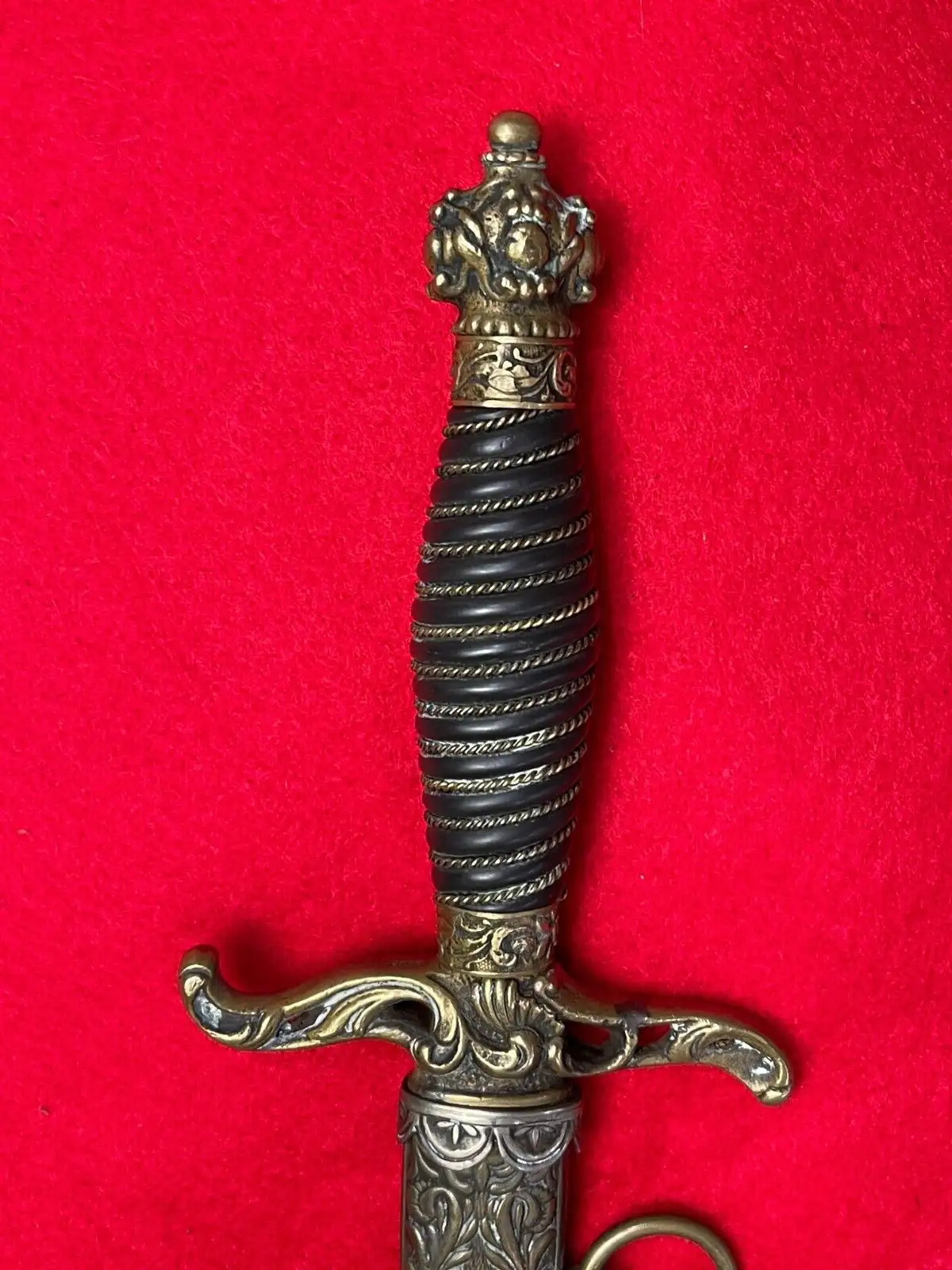 Hungarian WWII Medic Presentation Dagger - View 11