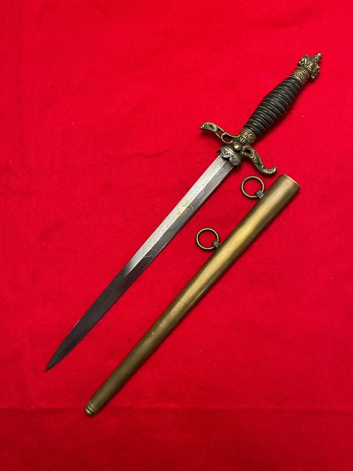 Hungarian WWII Medic Presentation Dagger - View 3