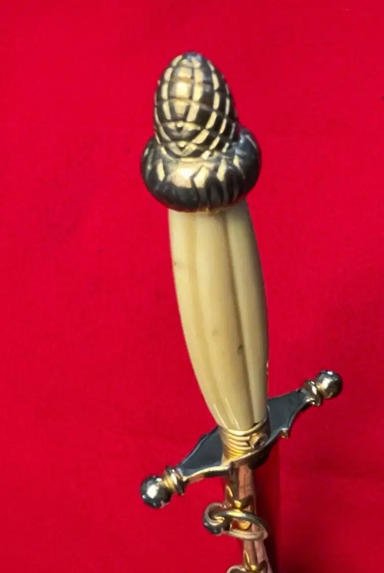 Greek Mid-20th Century Air Academy Dagger - View 9