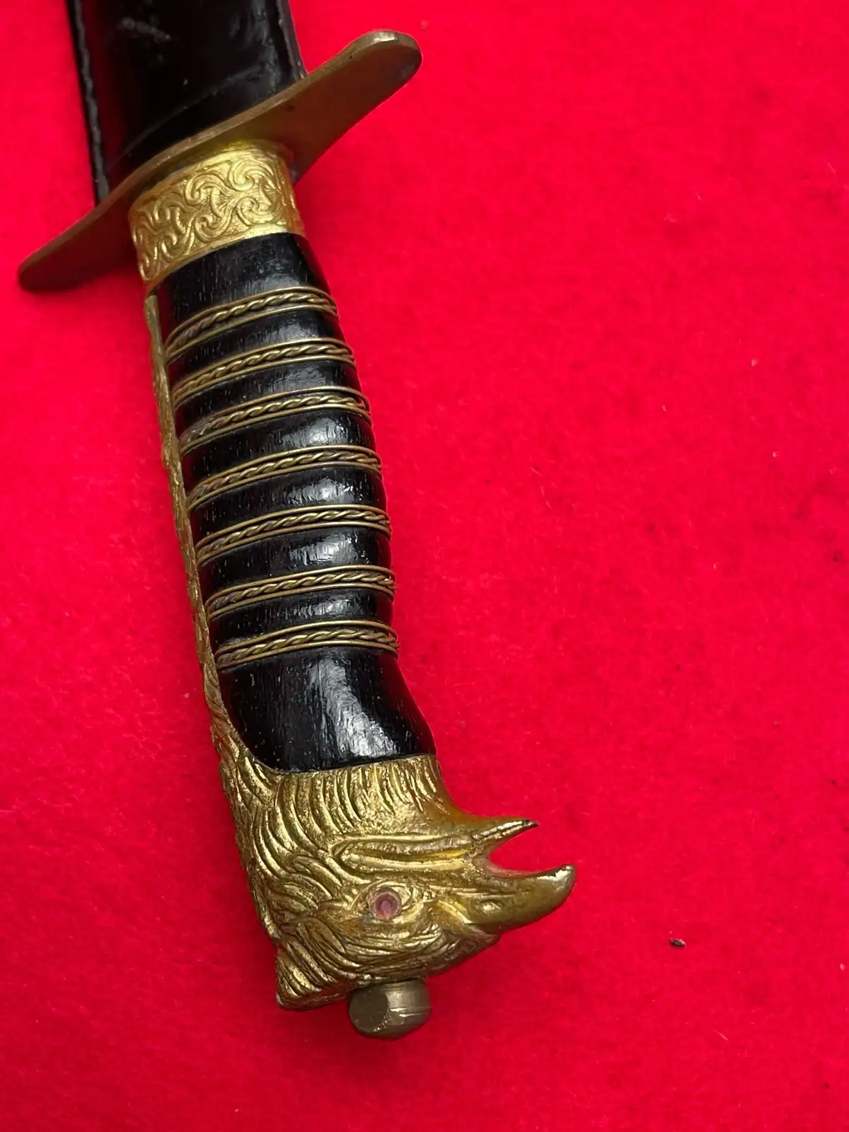 Italian WWII Fascist Eagle Head Dagger - View 9