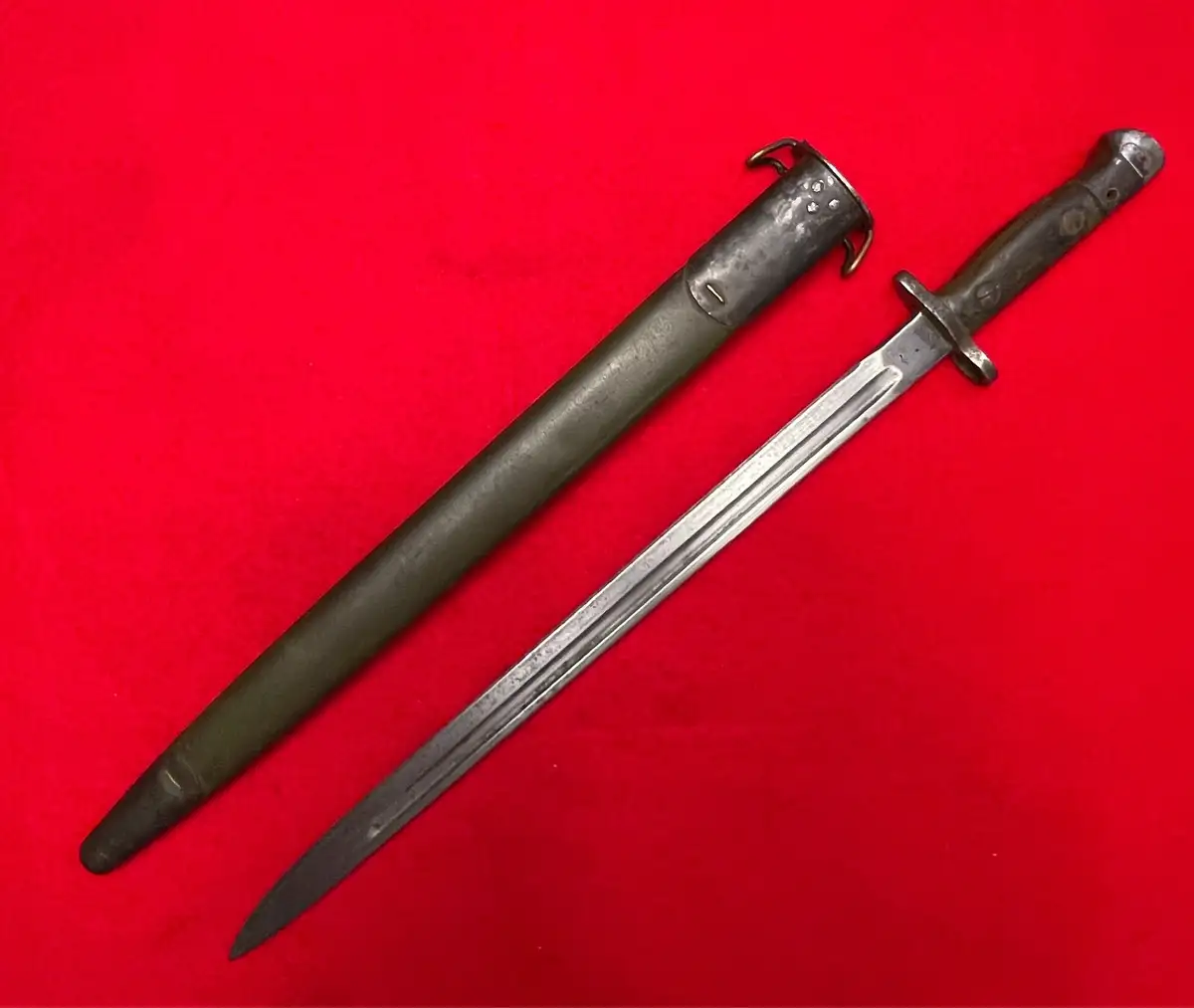British WWI Pattern 1907 Bayonet by Sanderson alternate view