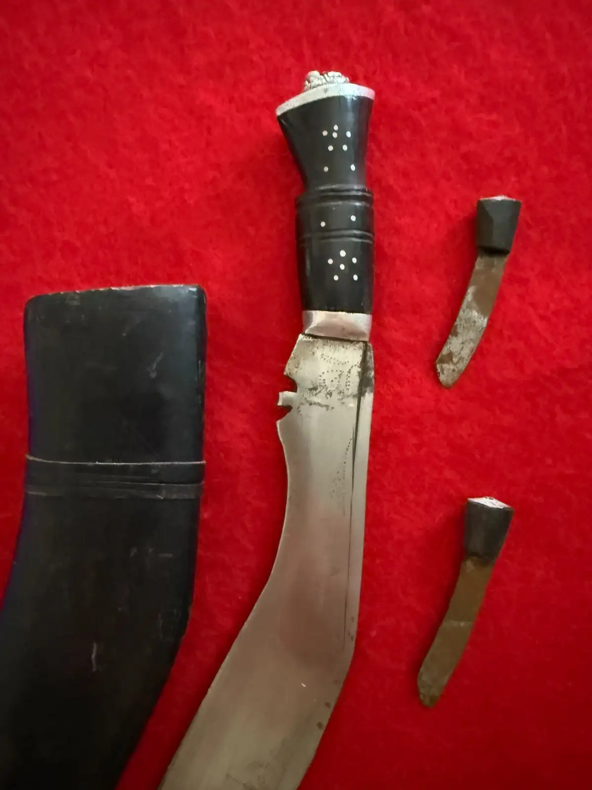 Nepalese 20th Century Gurkha Military Kukri Knife - View 3