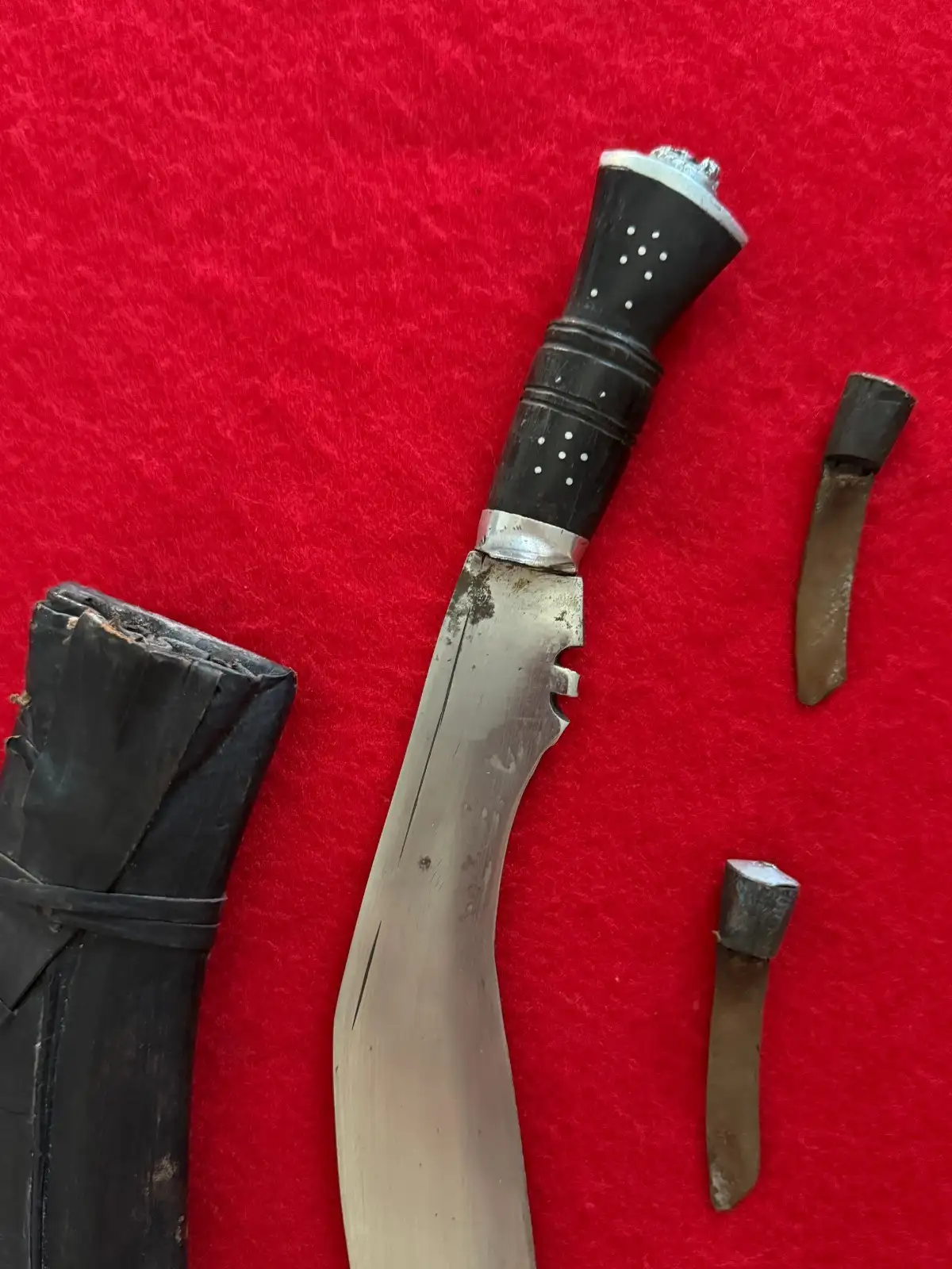 Nepalese 20th Century Gurkha Military Kukri Knife - View 4
