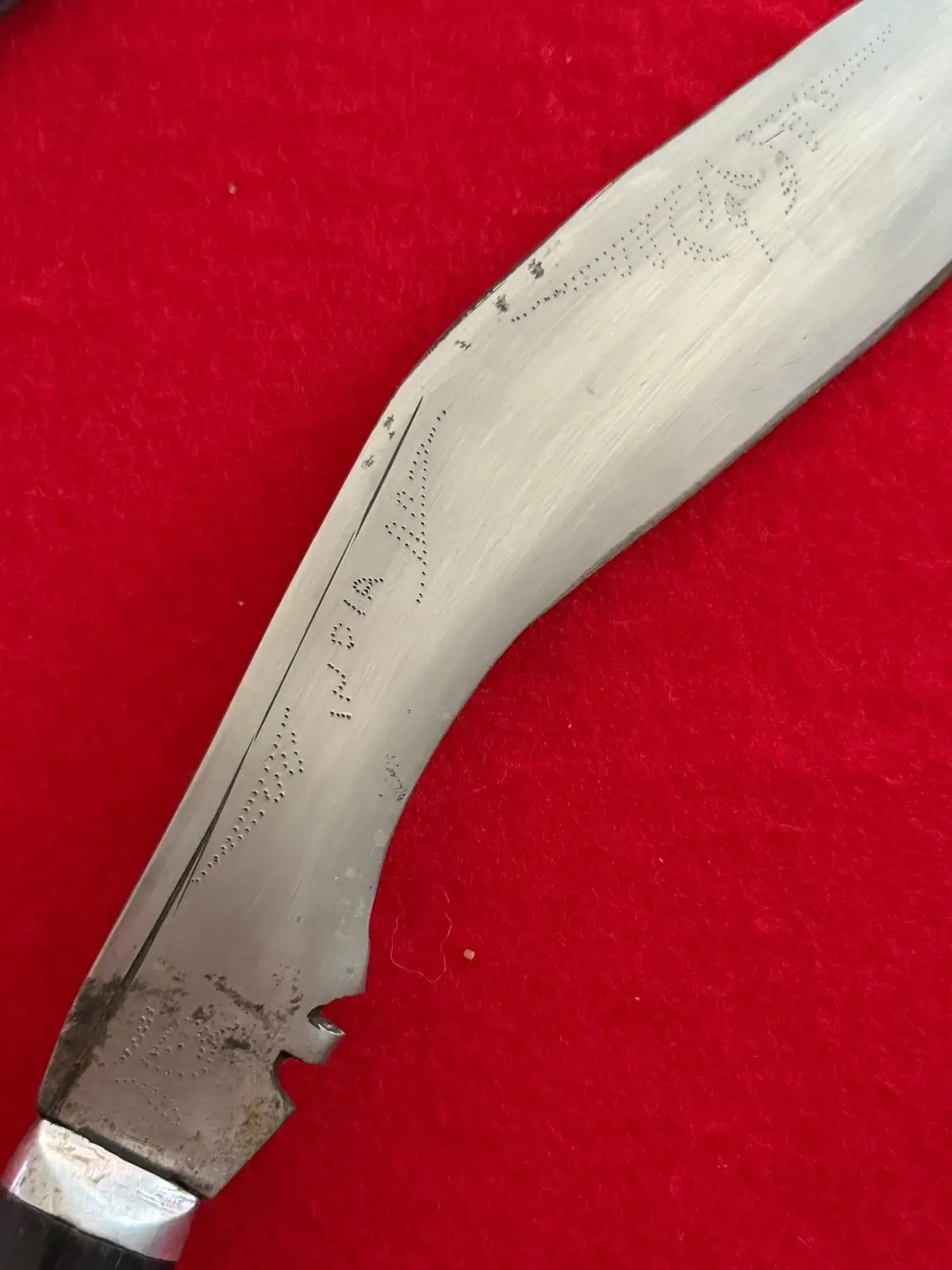 Nepalese 20th Century Gurkha Military Kukri Knife - View 7