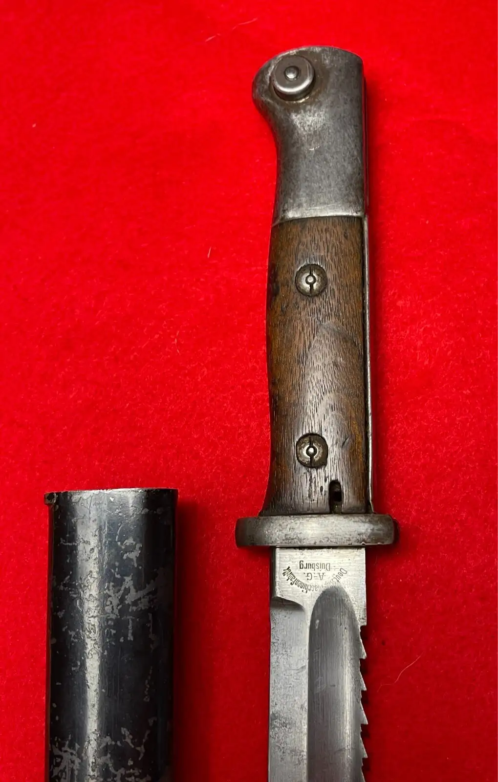 Original German WW2 K98 Sawback Bayonet - View 10