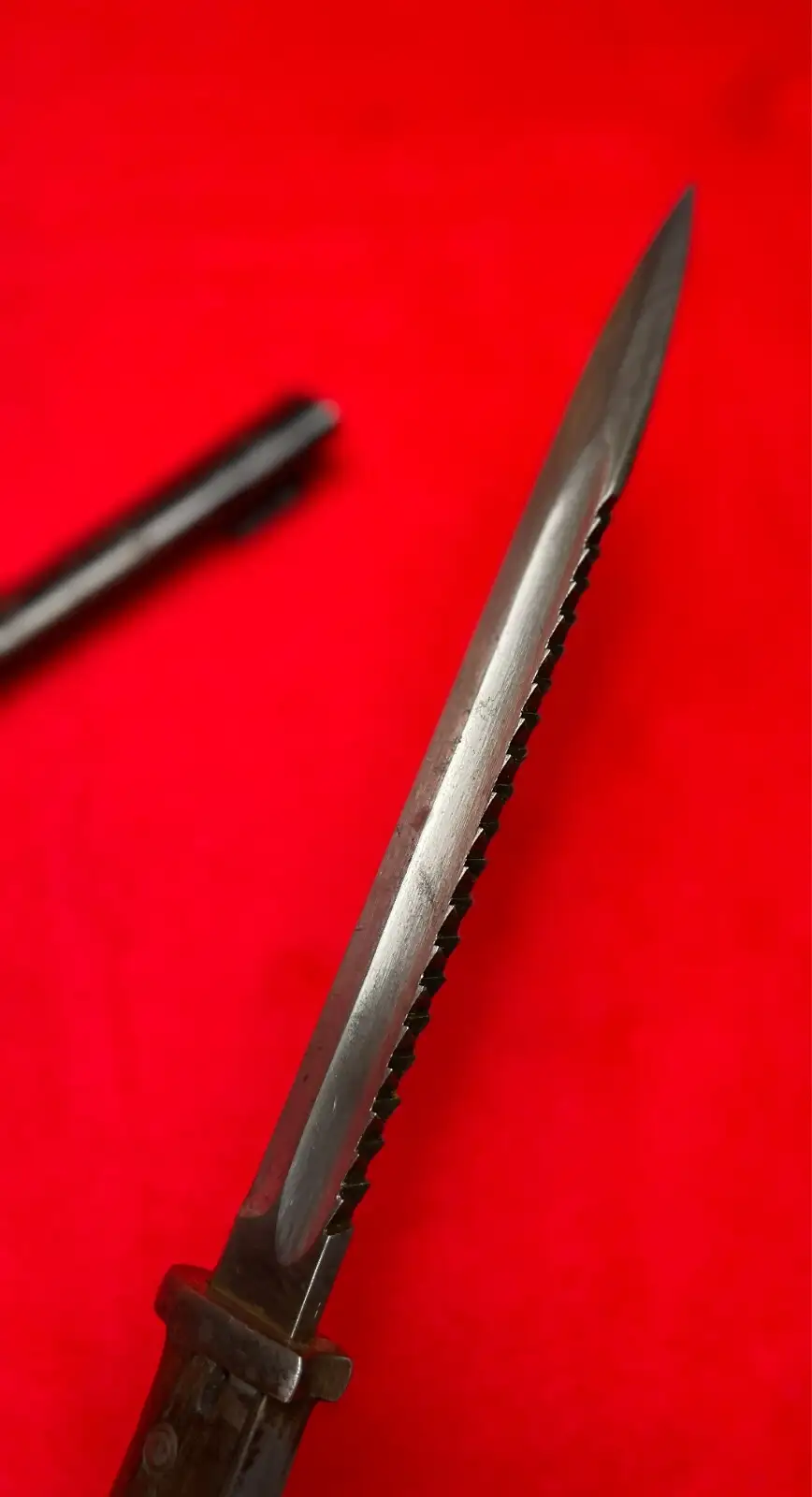 Original German WW2 K98 Sawback Bayonet - View 3
