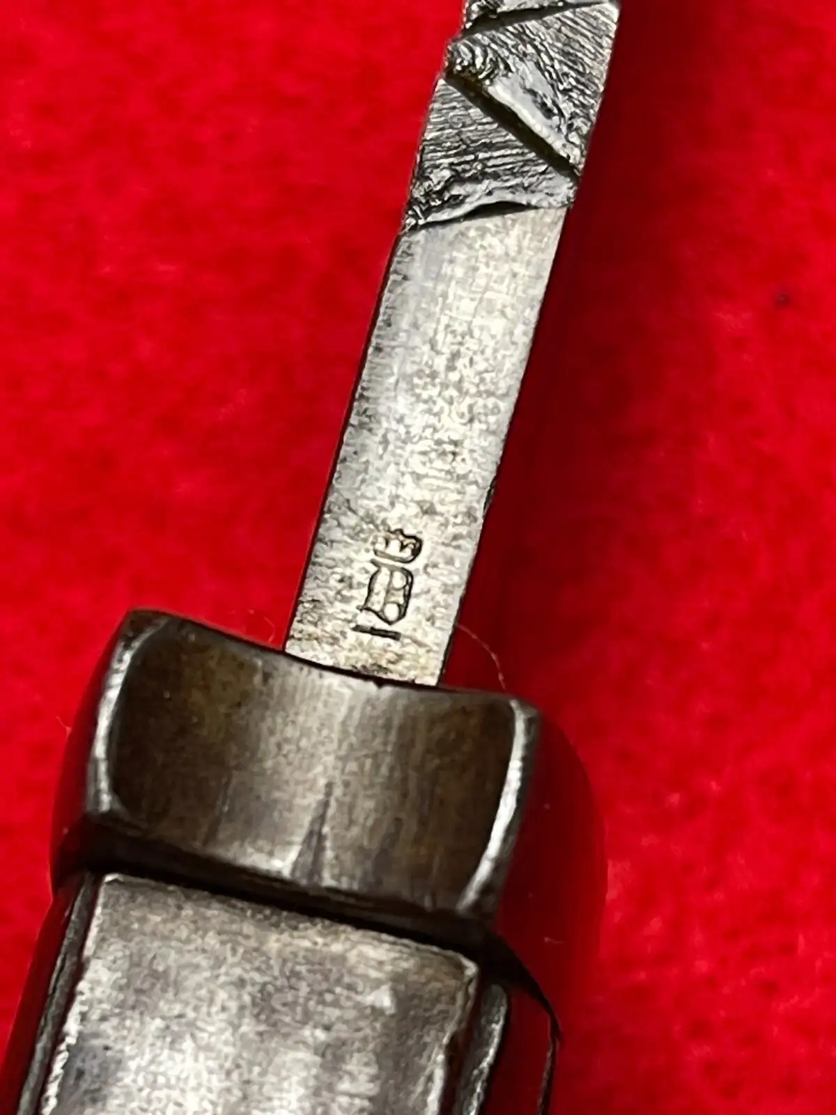 Original German WW2 K98 Sawback Bayonet - View 7