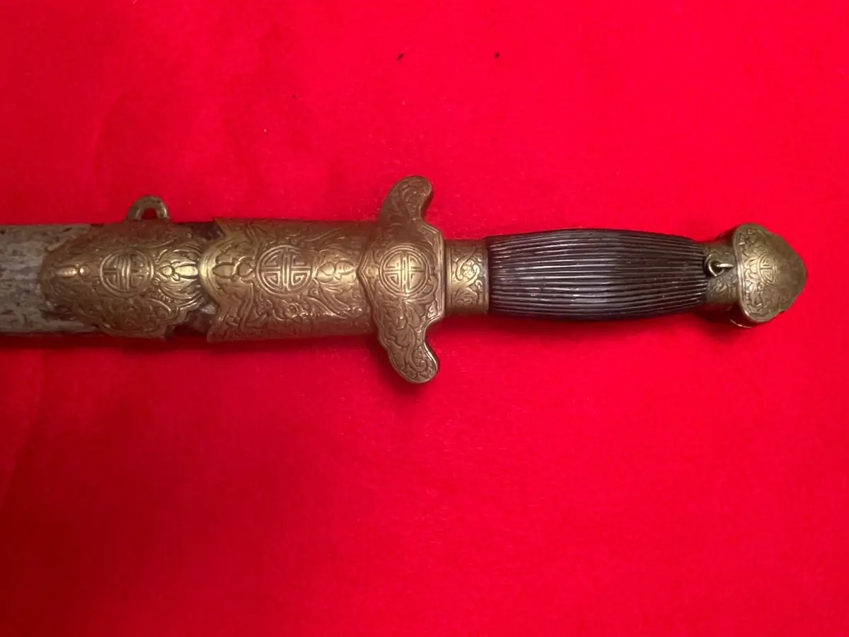 EARLY RARE PRE WW2 CHINESE DOUBLE BUTTERFLY SWORD - 10