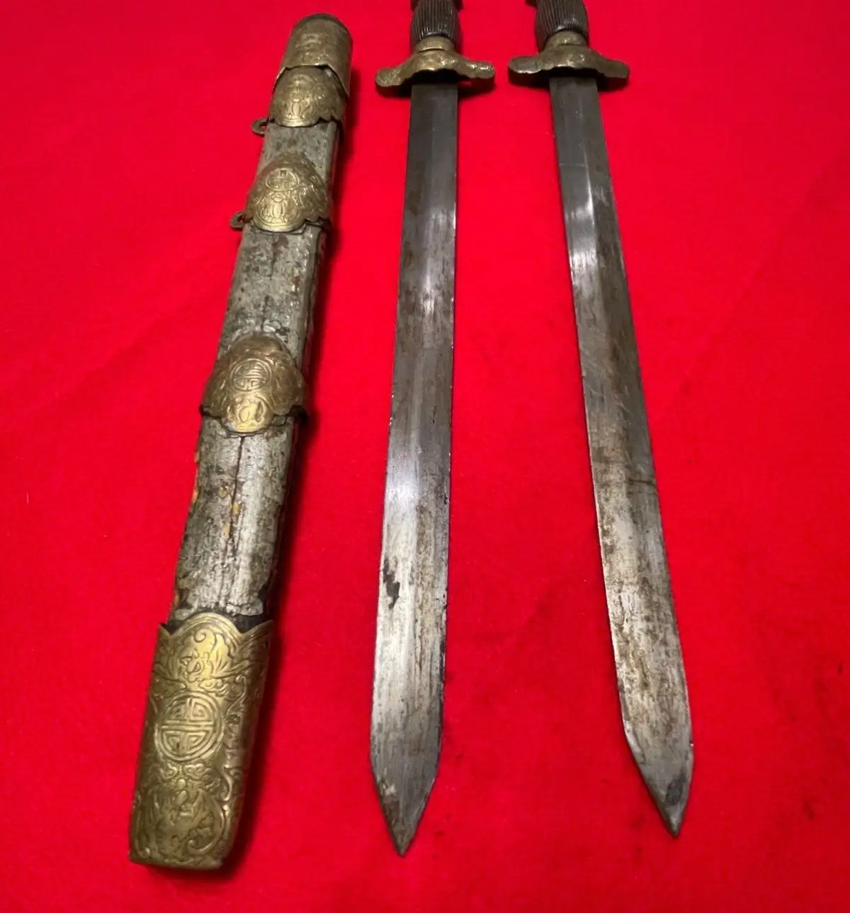 EARLY RARE PRE WW2 CHINESE DOUBLE BUTTERFLY SWORD - 5