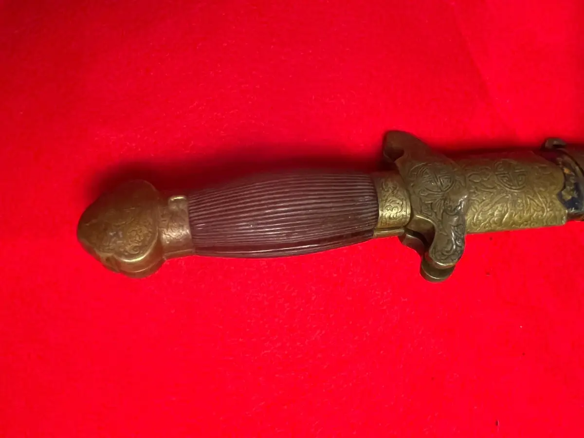 EARLY RARE PRE WW2 CHINESE DOUBLE BUTTERFLY SWORD - 9